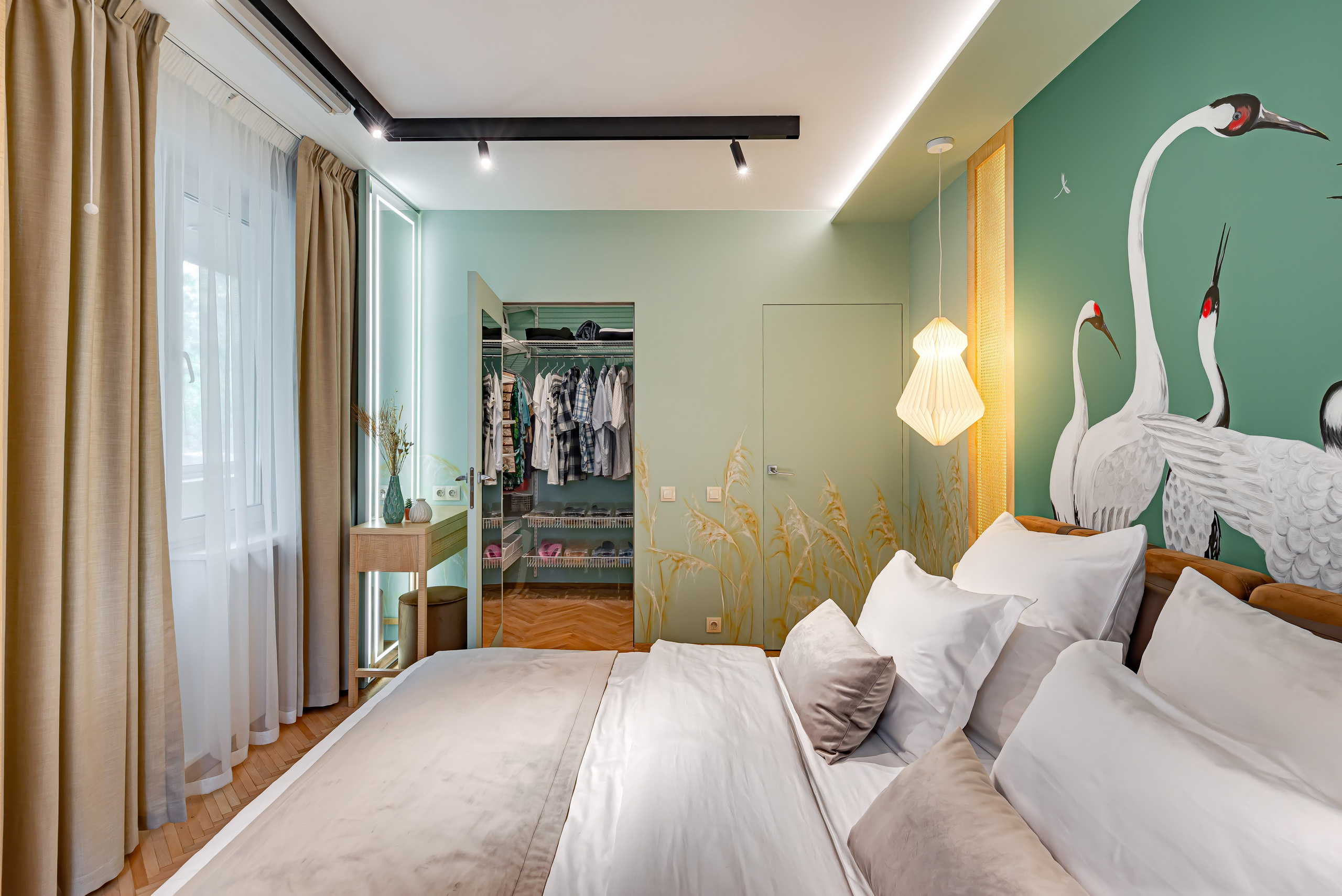 Спальня для телепроекта Большие Перемены на канале Россия 1. Интерьерная съёмка и виртуальные туры — Интерьерный фотограф Кузнецов Сергей (photopixiq)