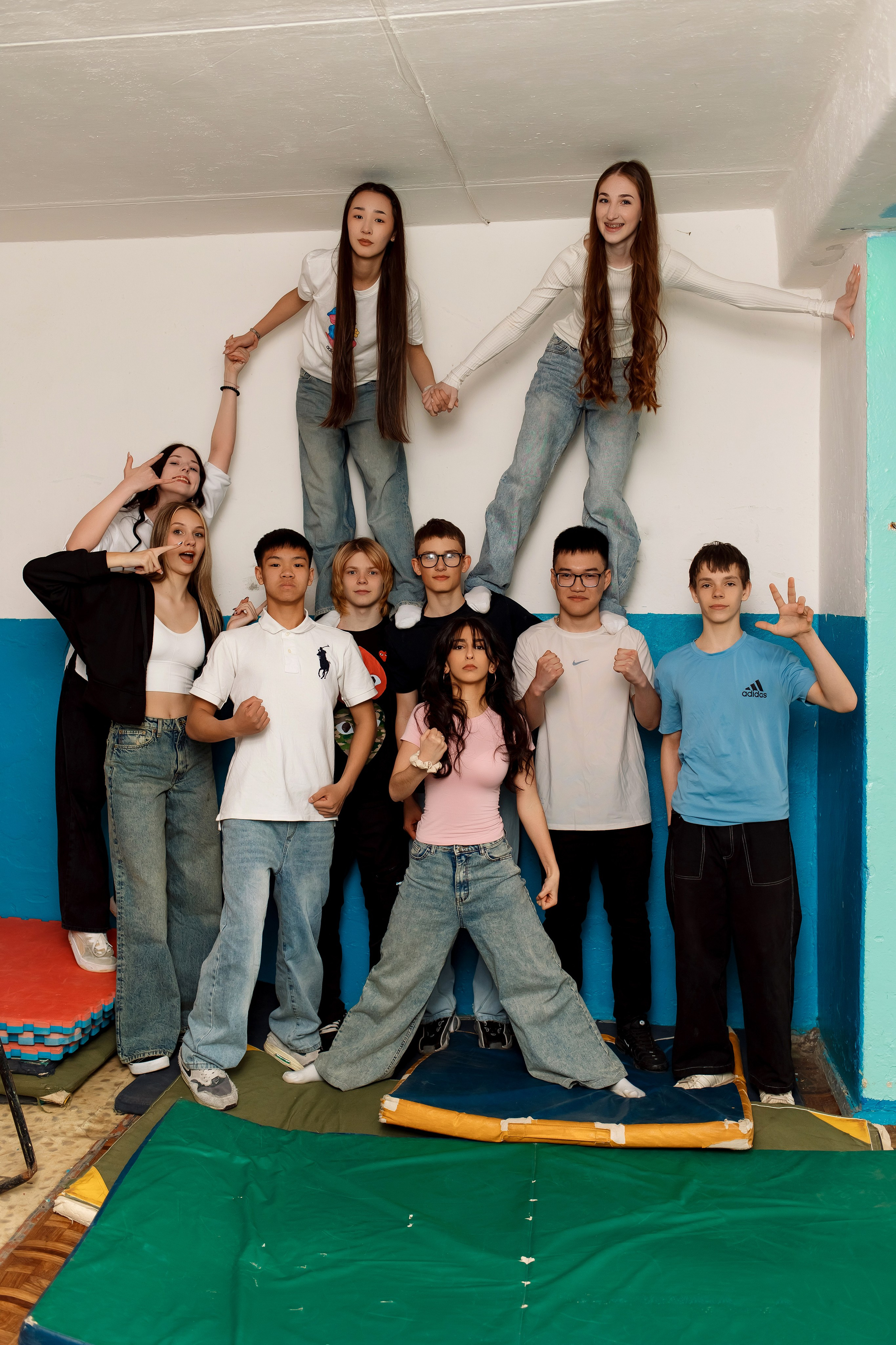 9 класс 11 школа. Фотограф Любовь Корниенко, Примоский край