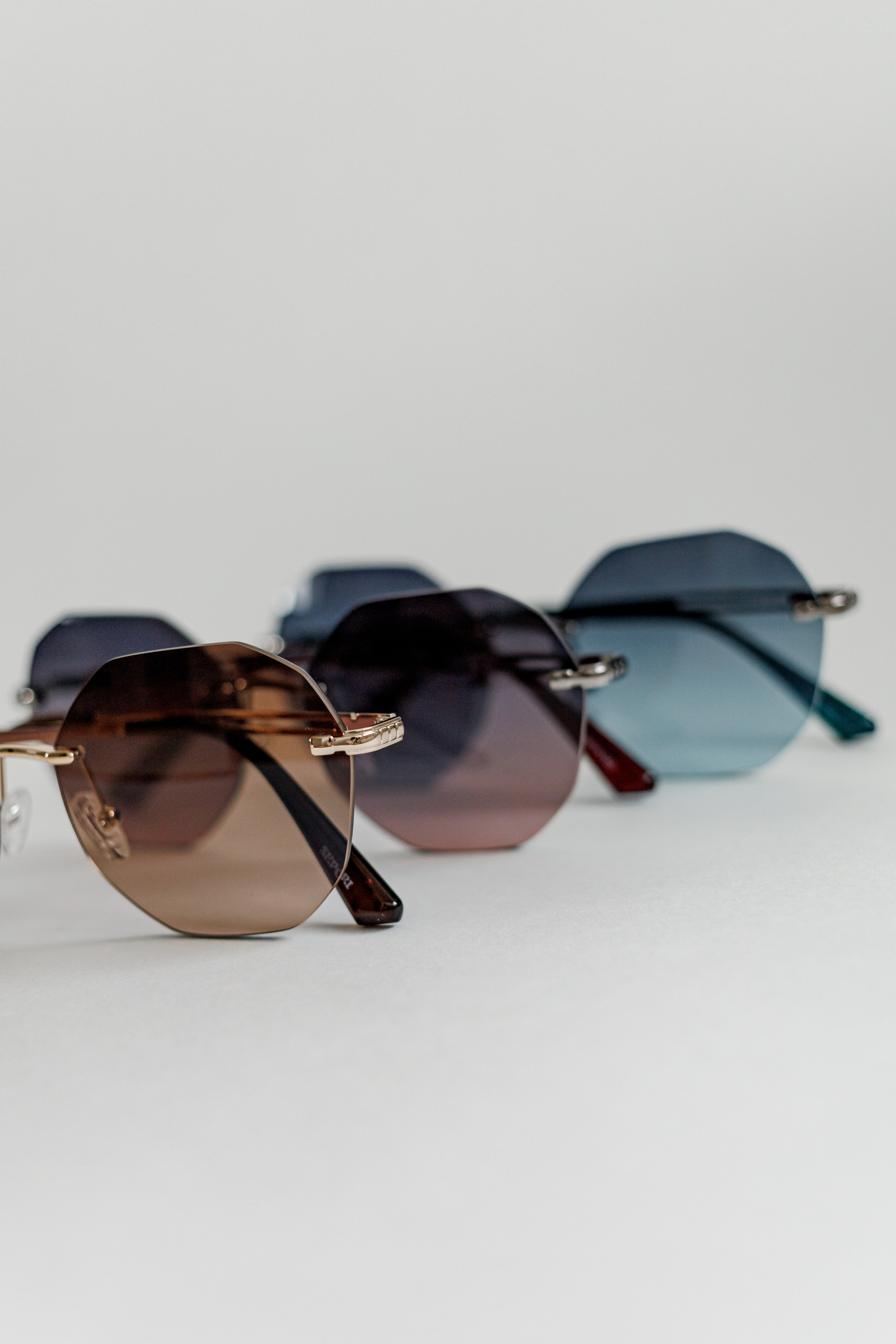 Каталожная съёмка (солнечные очки). КОНТЕНТ ФОТОГРАФ