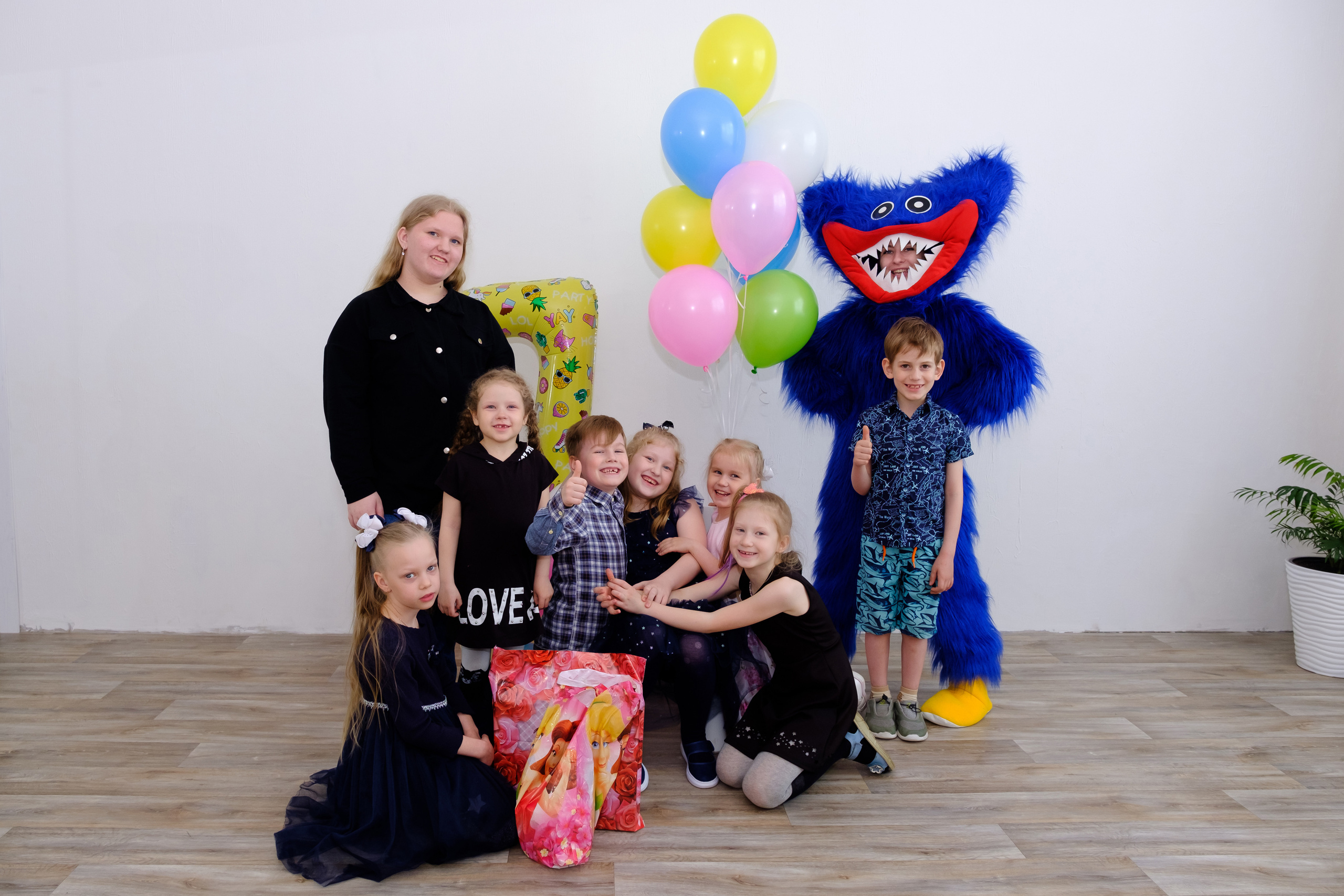 Детские праздники. Выпускные альбомы в Ярославле и Ярославской области Ярко Фото