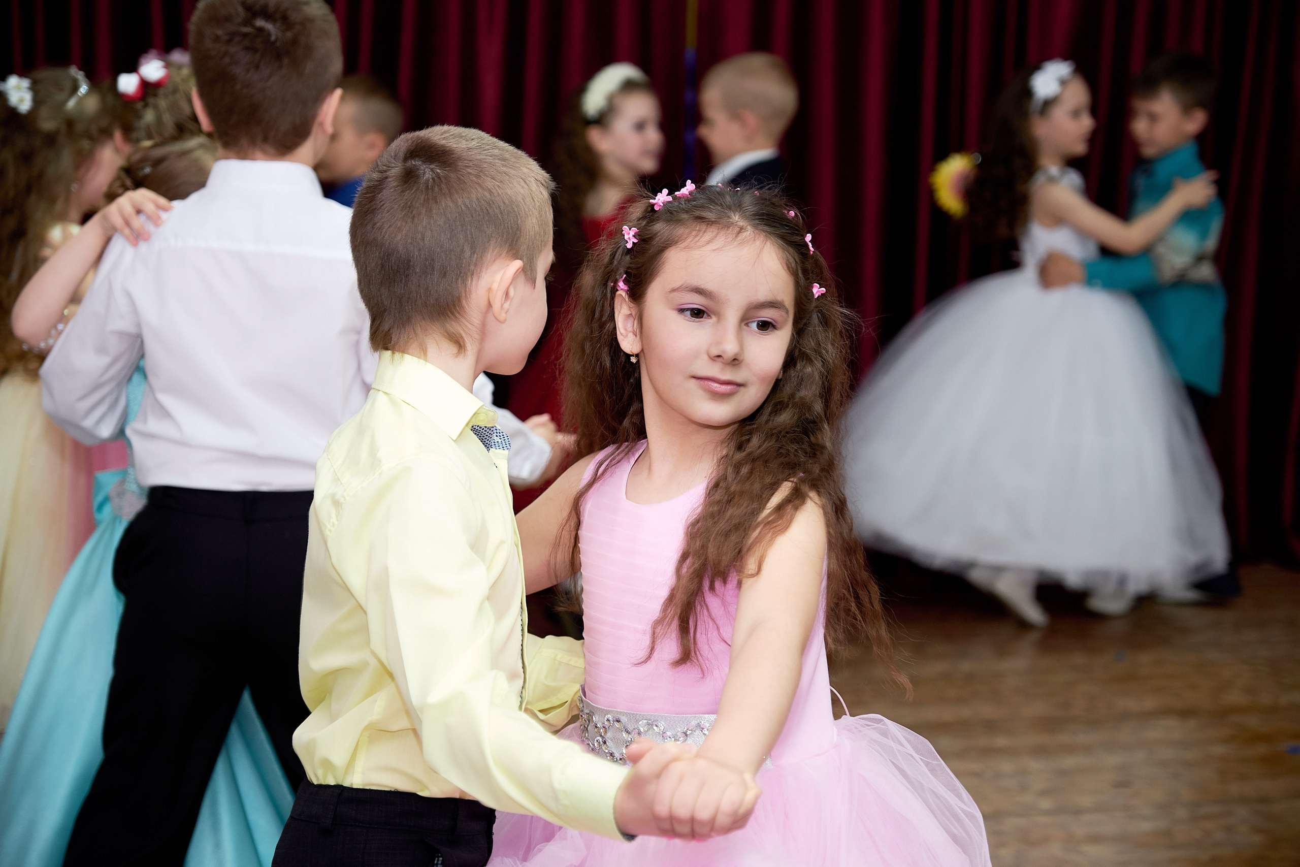 Детские праздники. Выпускные альбомы в Ярославле и Ярославской области Ярко Фото