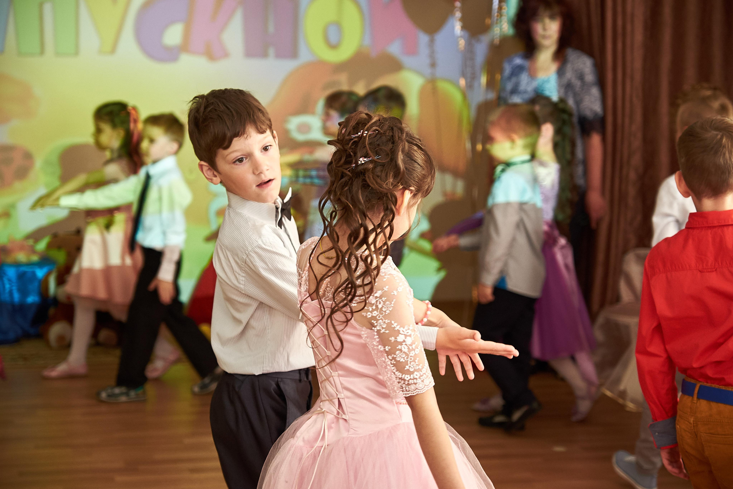 Детские праздники. Выпускные альбомы в Ярославле и Ярославской области Ярко Фото