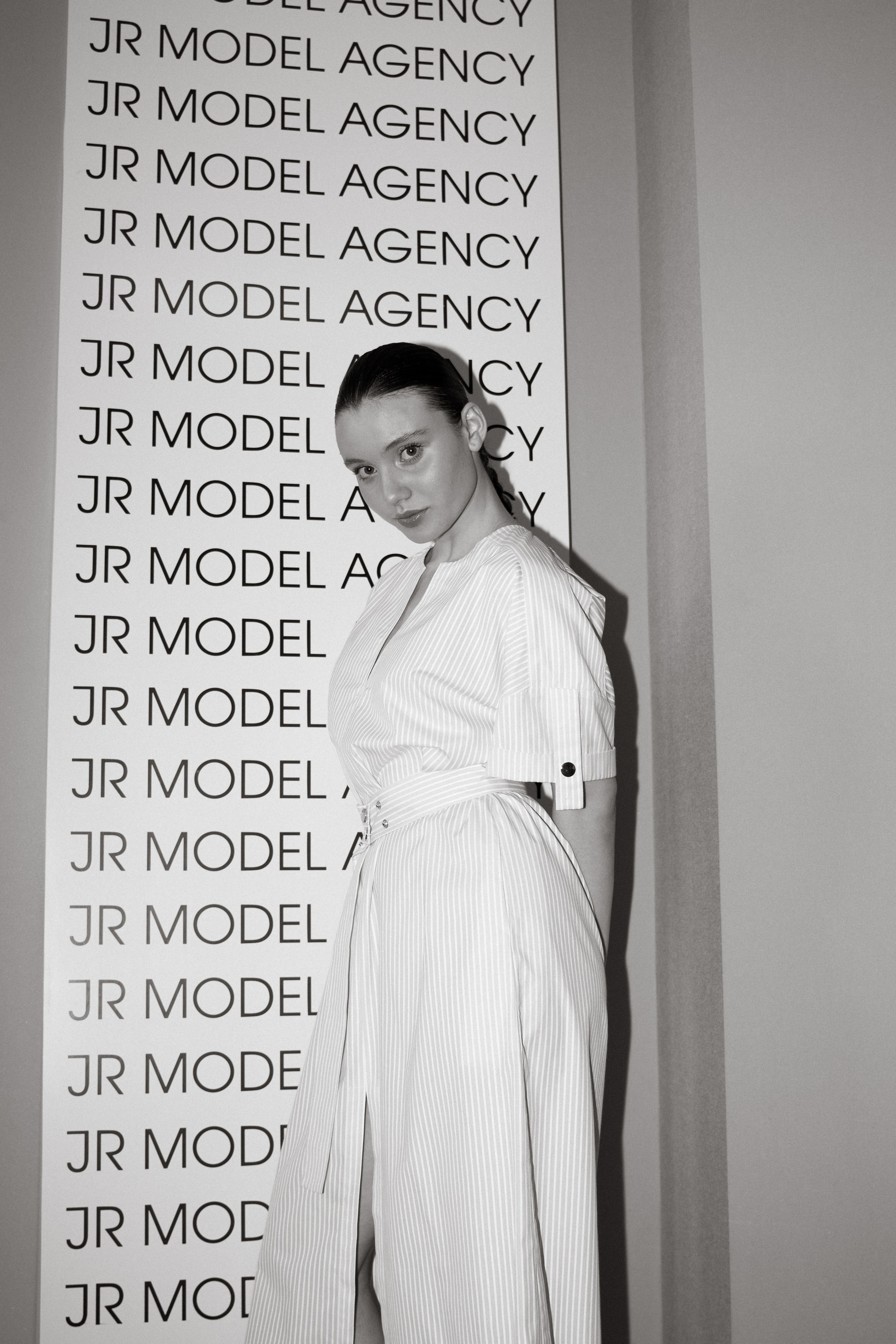 JR model agency