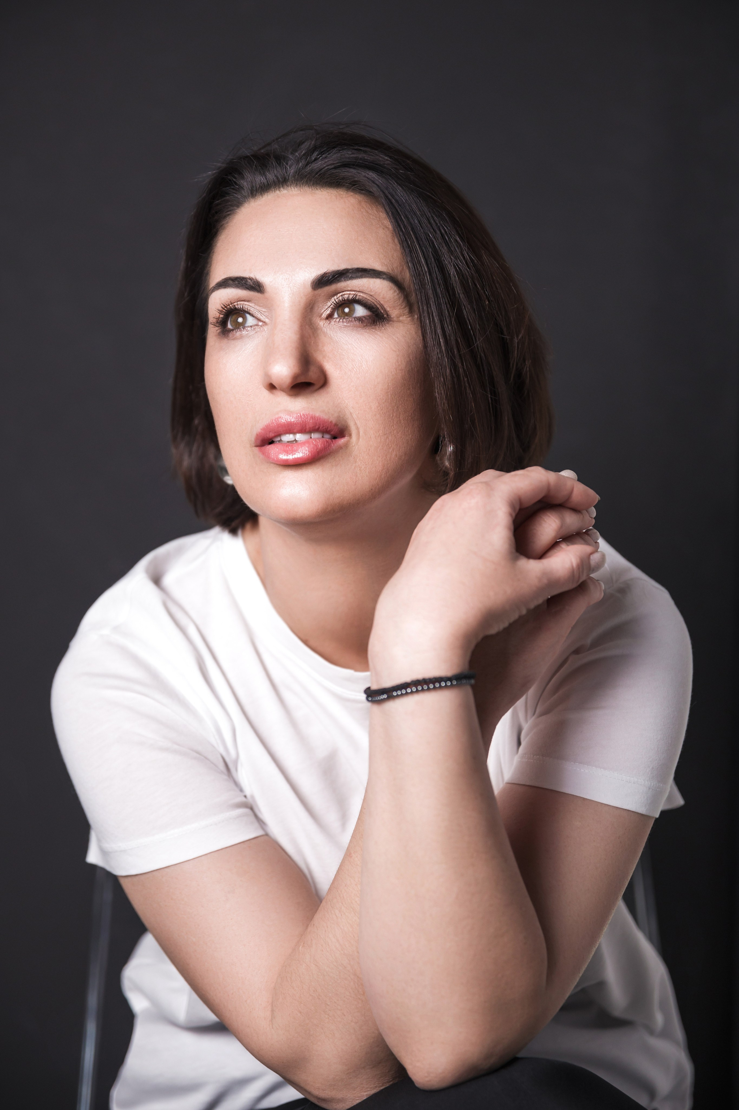 Мама и сын_циклорама. Фотограф Воронеж, Новая Усмань Мария Бублик