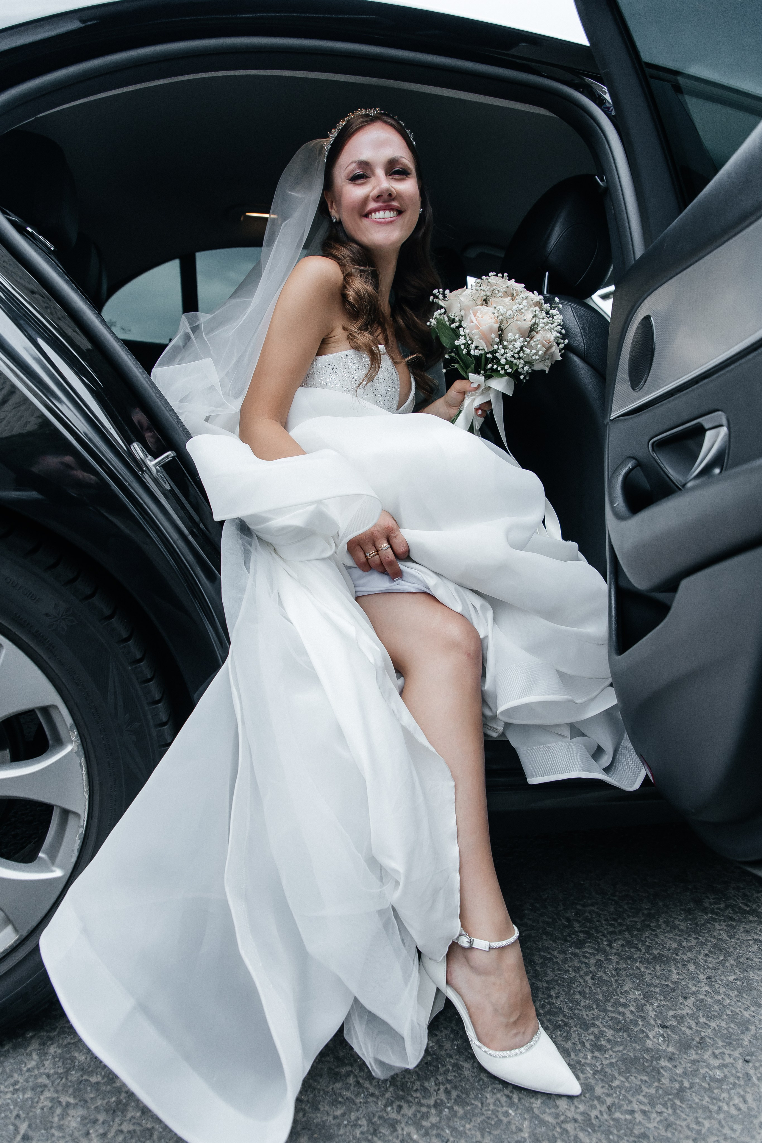 Свадебная фотосессия Высотка на Кательнической набережной. Фотограф Антон Стренковский. Свадебная хроника в Москве