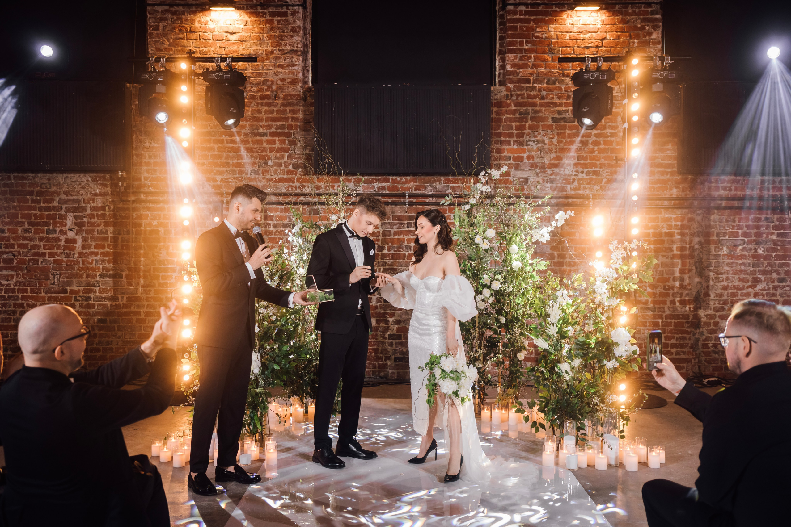 Мария и Алексей. Лофт. Свадебный и семейный фотограф в Москве Евгения Лисина