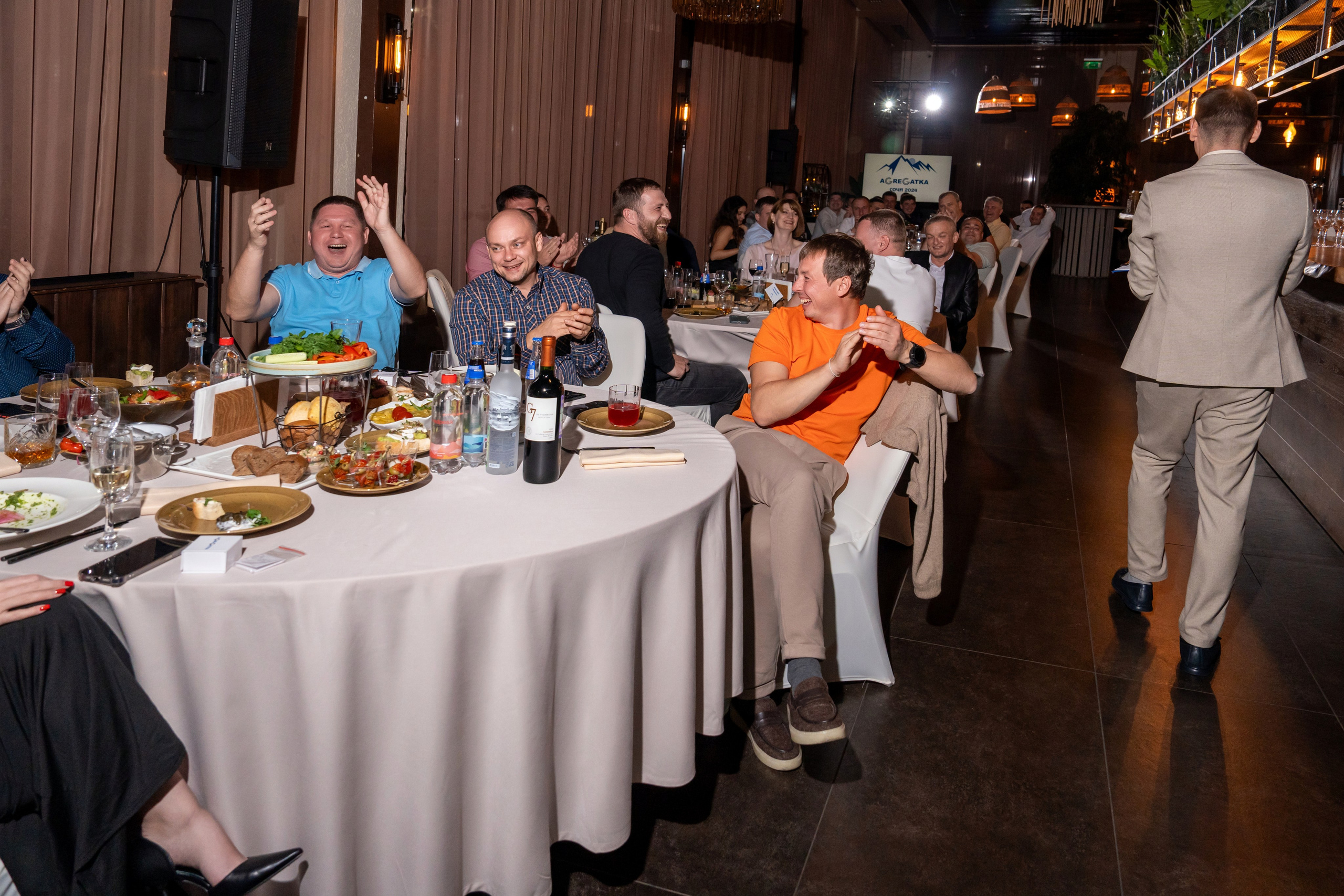 Гала-ужин для компании «Agregatka». Репортажный фотограф в Красной Поляне и Сочи Павлюченко Екатерина