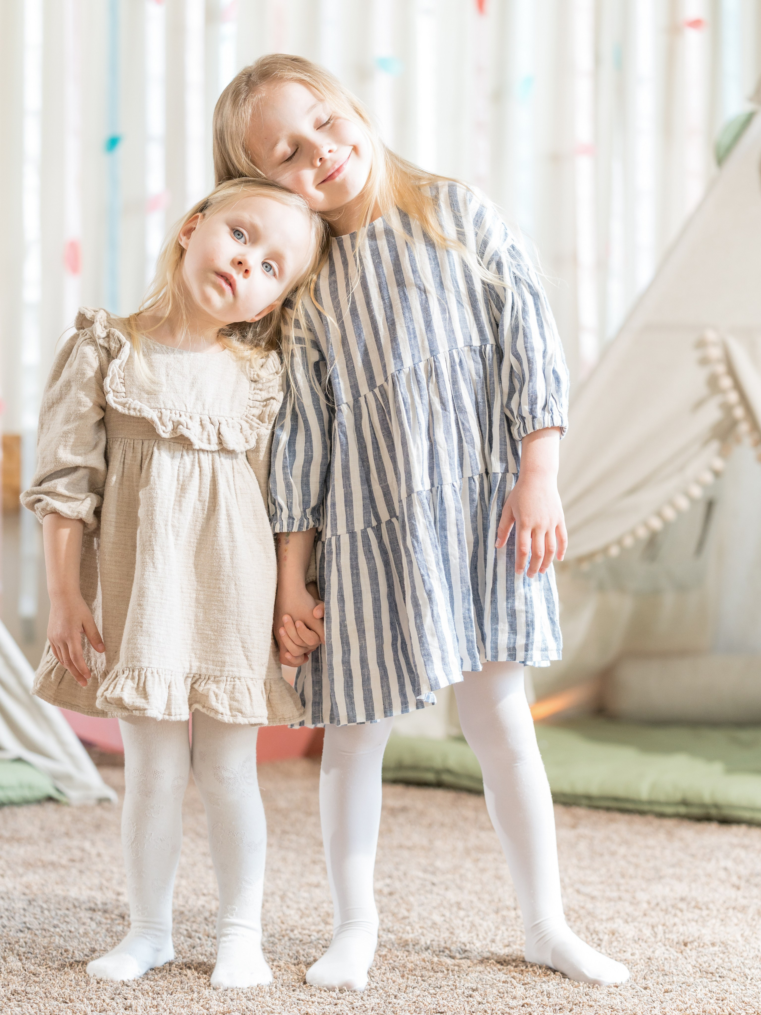 Детская фотосессия: Анна и Катя. Репортажный фотограф в Красной Поляне и Сочи Павлюченко Екатерина