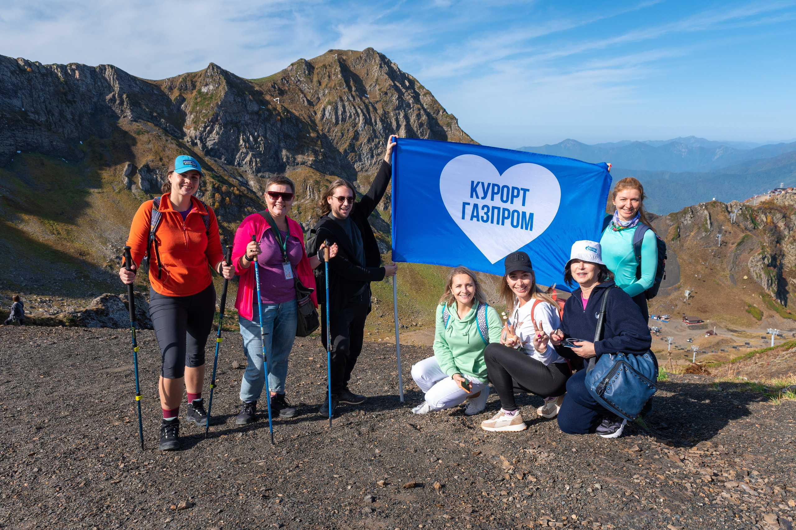Хайкинг по трем курортам Красной Поляны 2022. Репортажный фотограф в Красной Поляне и Сочи Павлюченко Екатерина