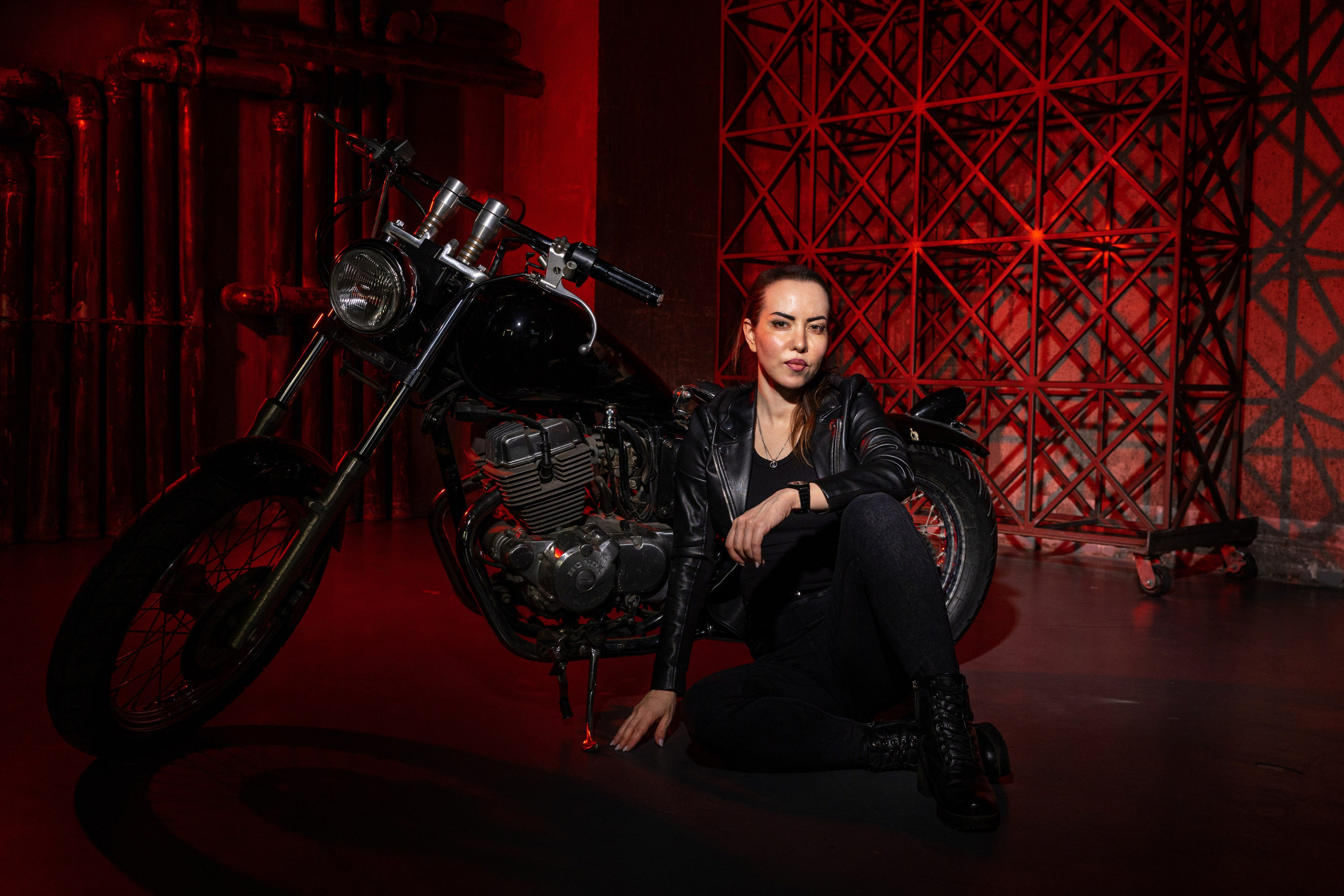 Ольга «Брутальная тень». Дарья Бухреева — фотограф, видеограф и фототерапевт. Москва и мир