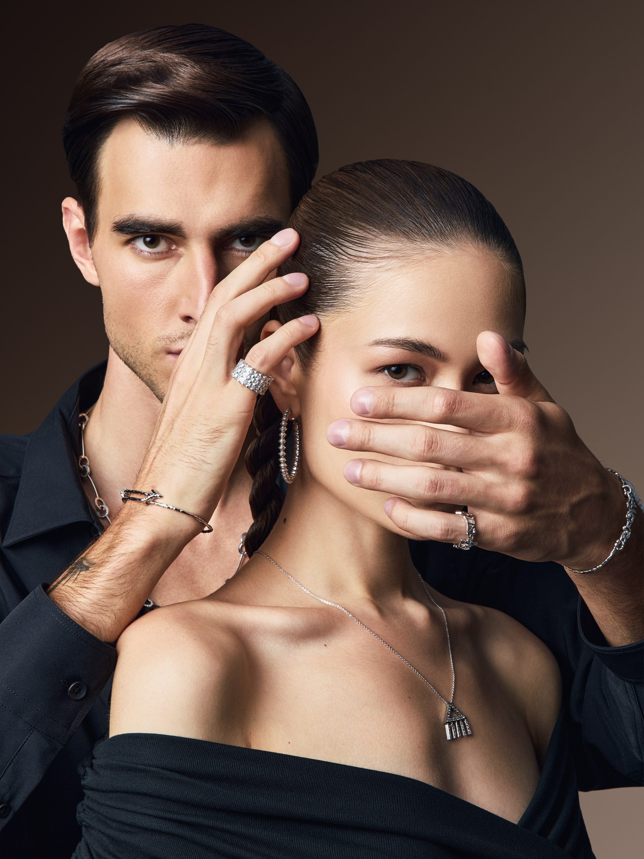 LVN. Fashion and advertising photographer