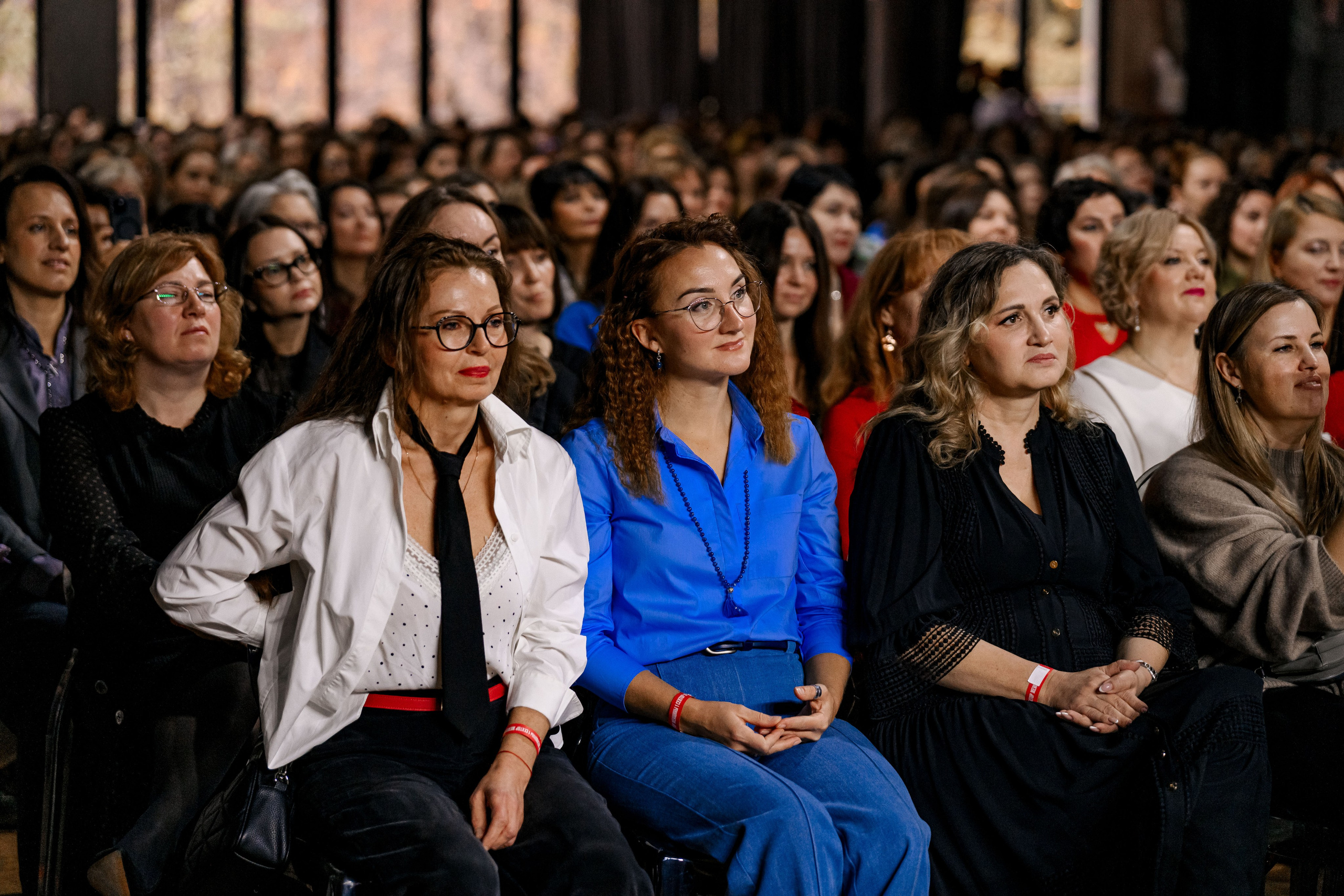 YOUTUBE ЖУРНАЛ ЖЕНЩИНЫ. Максим Комаров — Профессиональный фотограф