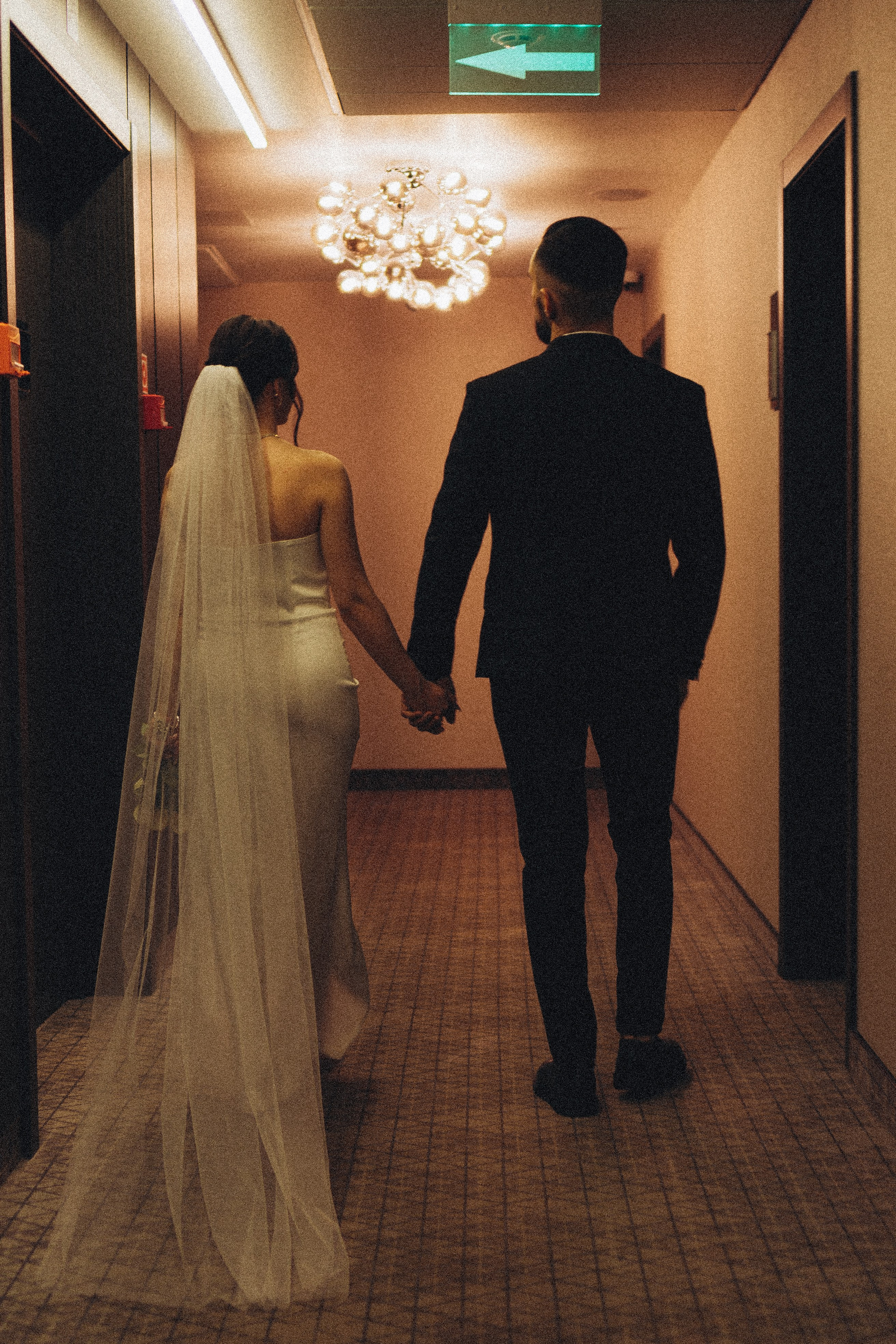 СВАДЕБНАЯ СЬЕМКА СБОРОВ ЖЕНИХА И НЕВЕСТЫ В ОТЕЛЕ И ТАКЖЕ ФОТОСЕССИИЯ В ОТЕЛЕЕ МЕГАПОЛИС БРЯНСК. Профессиональный фотограф, Санкт-Петербург — Виктория Богомолова