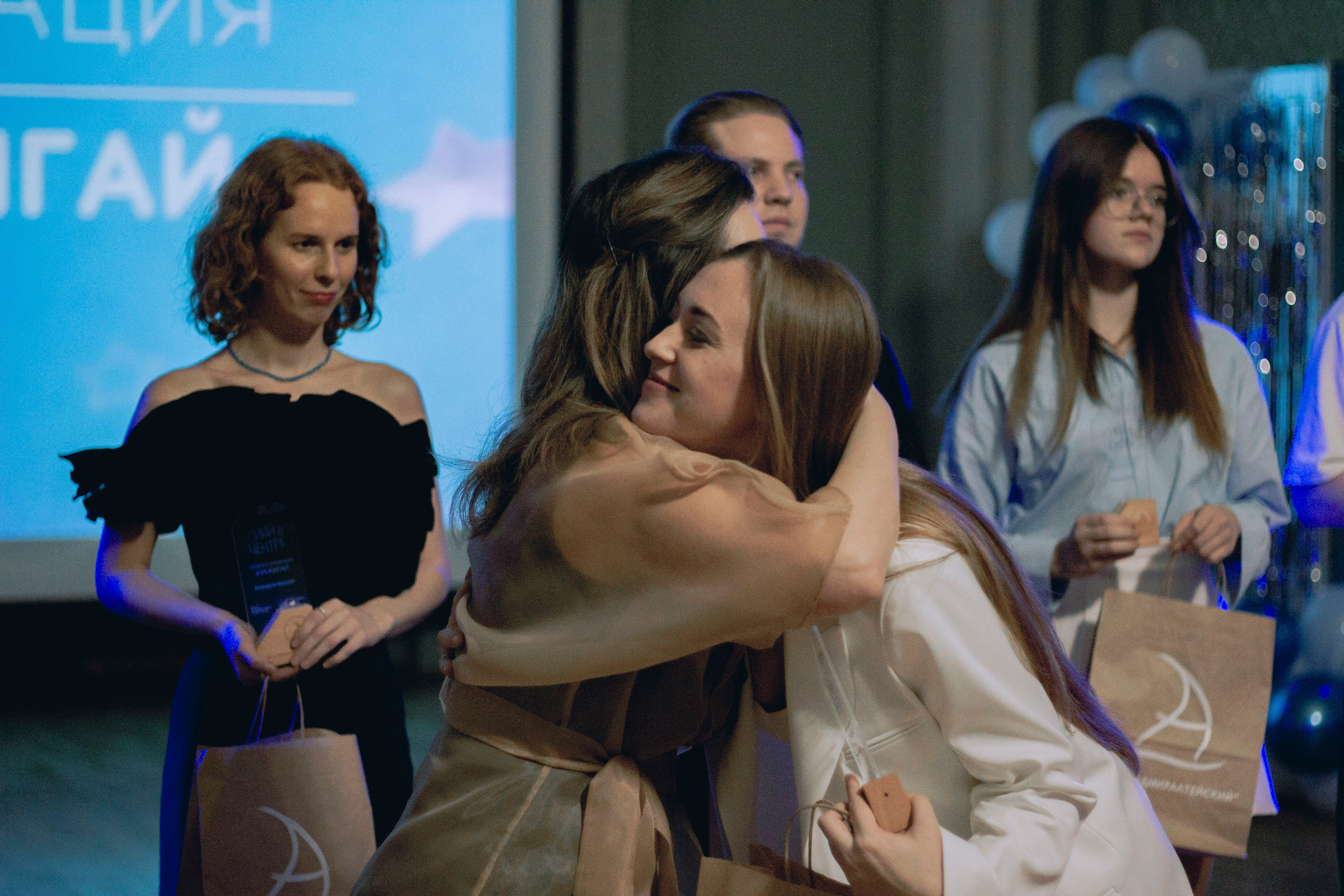 Новогодняя премия Молодёжного центра «Адмиралтейский». Репортажная и портретная фотосъёмка