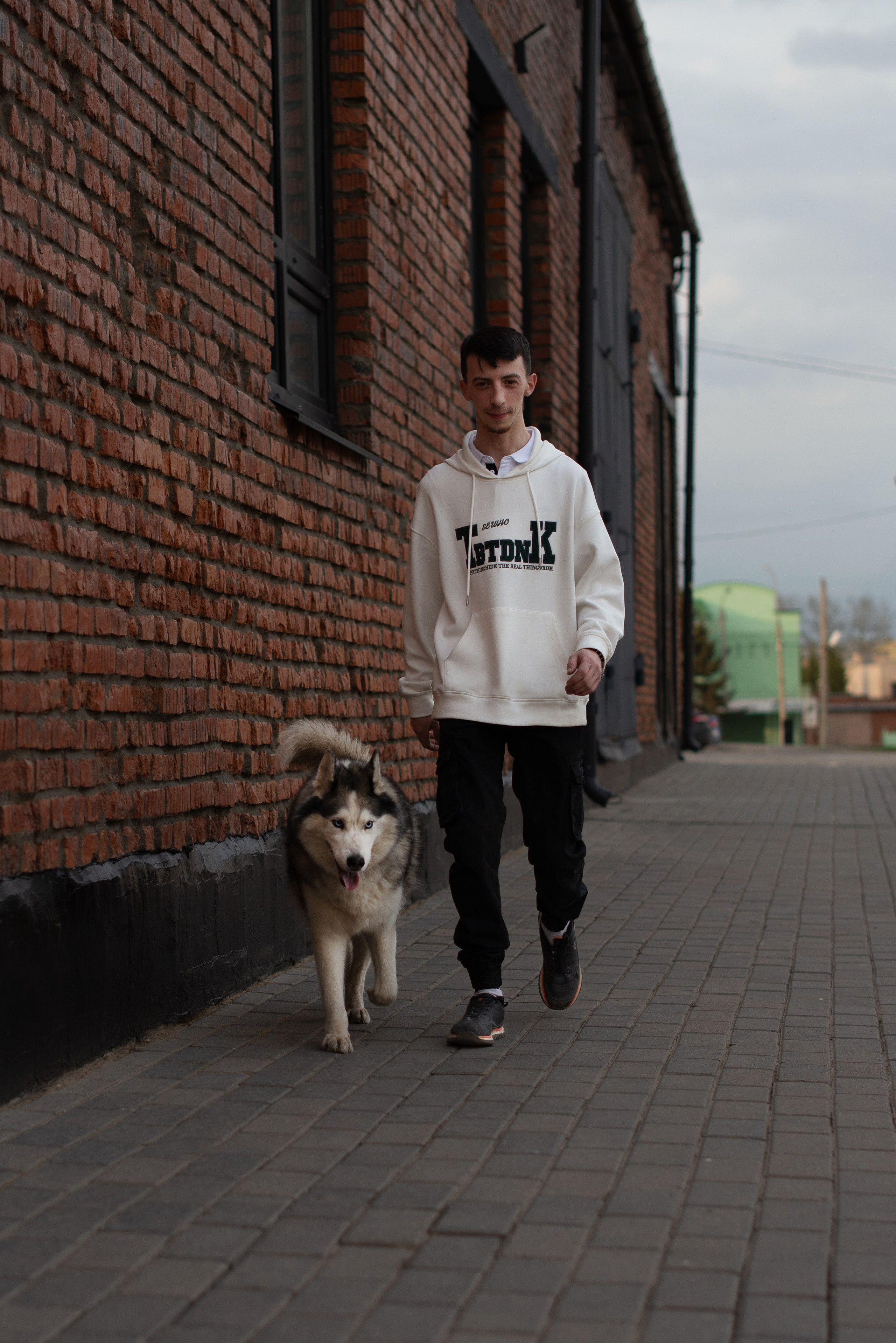 Прогулочная фотосессия Александр и Хан. Творческий фотограф Вологда