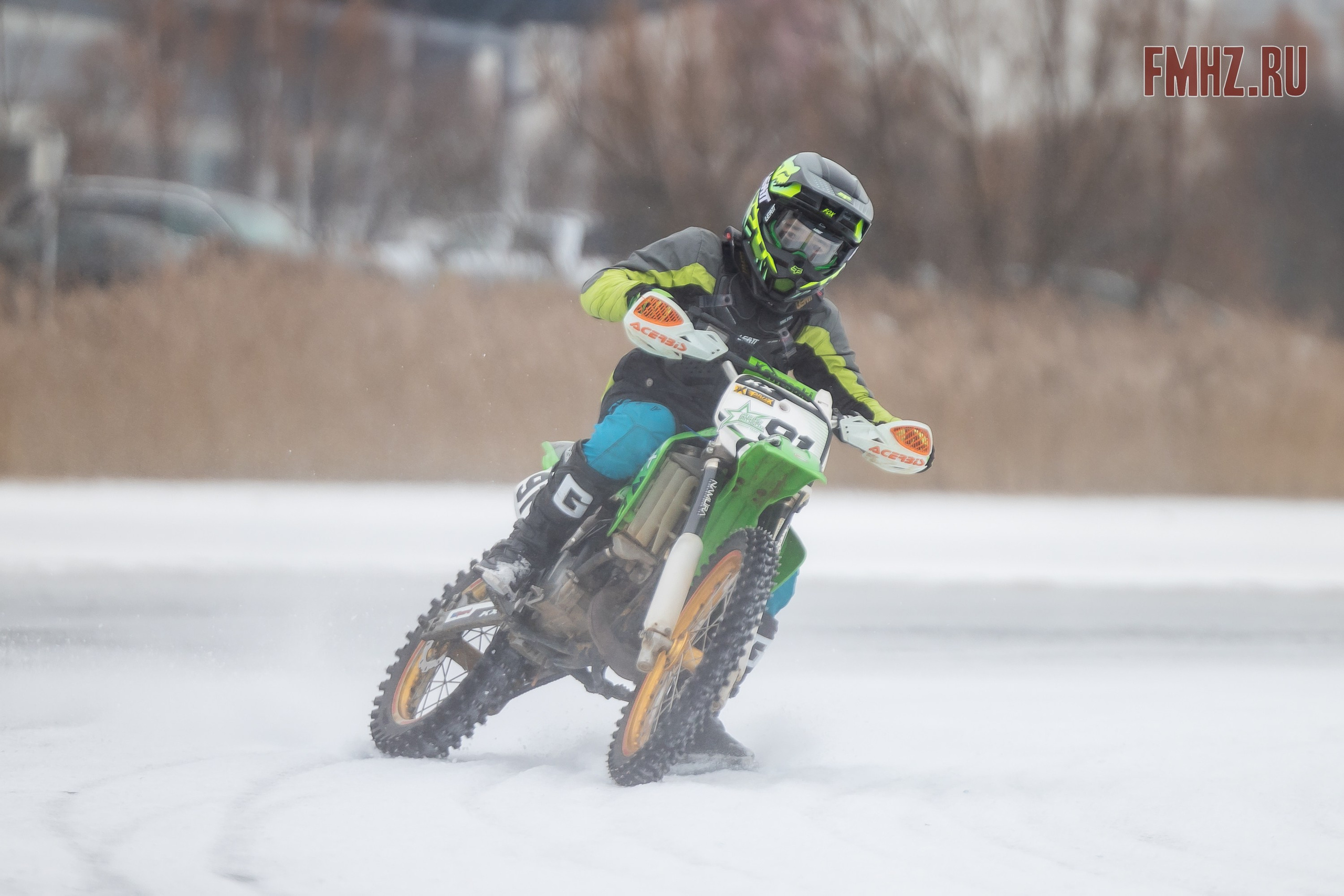 Первый этап Кубка МФР по мотокроссу на льду Большого Крылатского пруда в Москве. 8 февраля 2025 г. Фотограф Владимир Охрименко