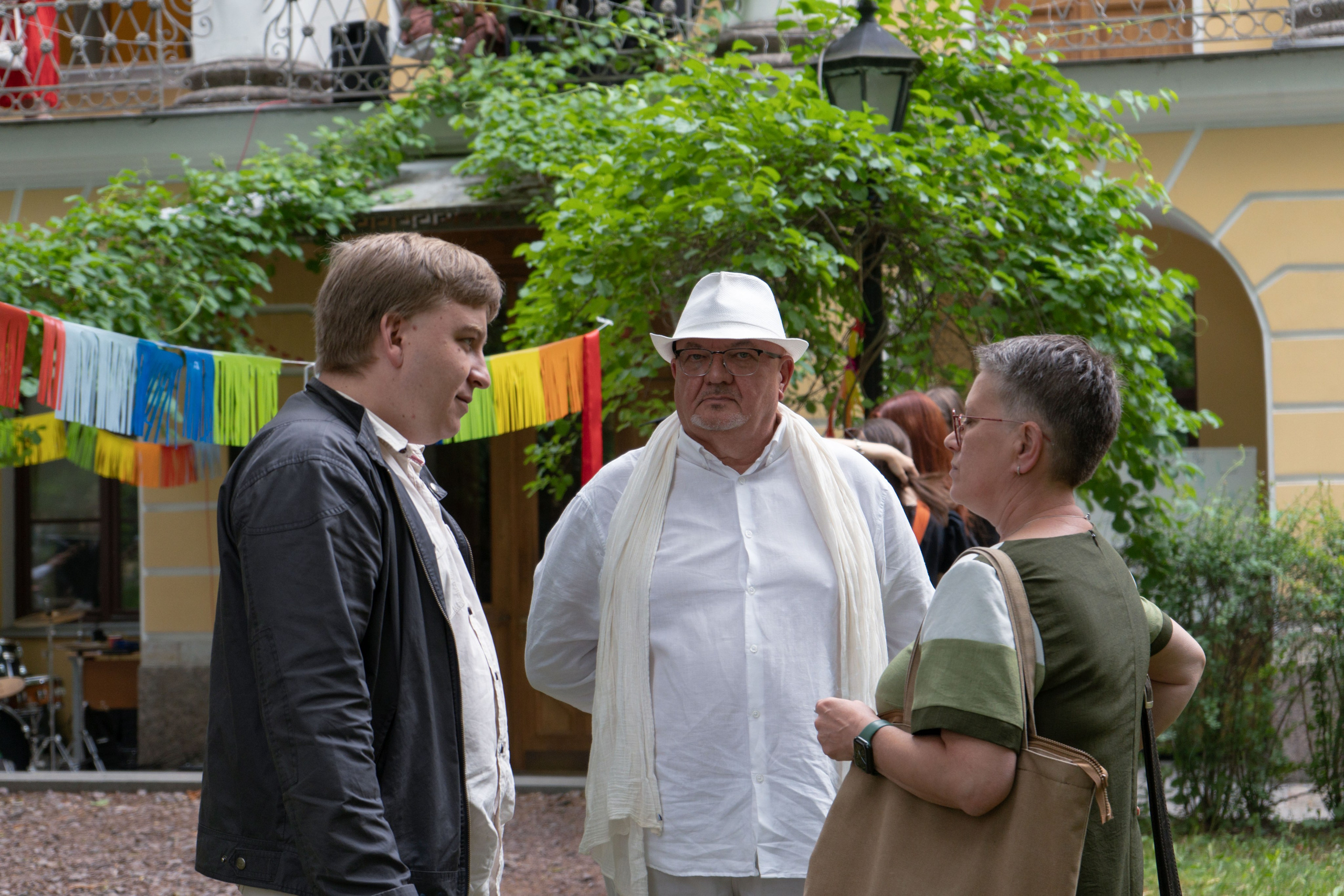 Выпускной Смольный. Юля Мурашова портретный и документальный фотограф