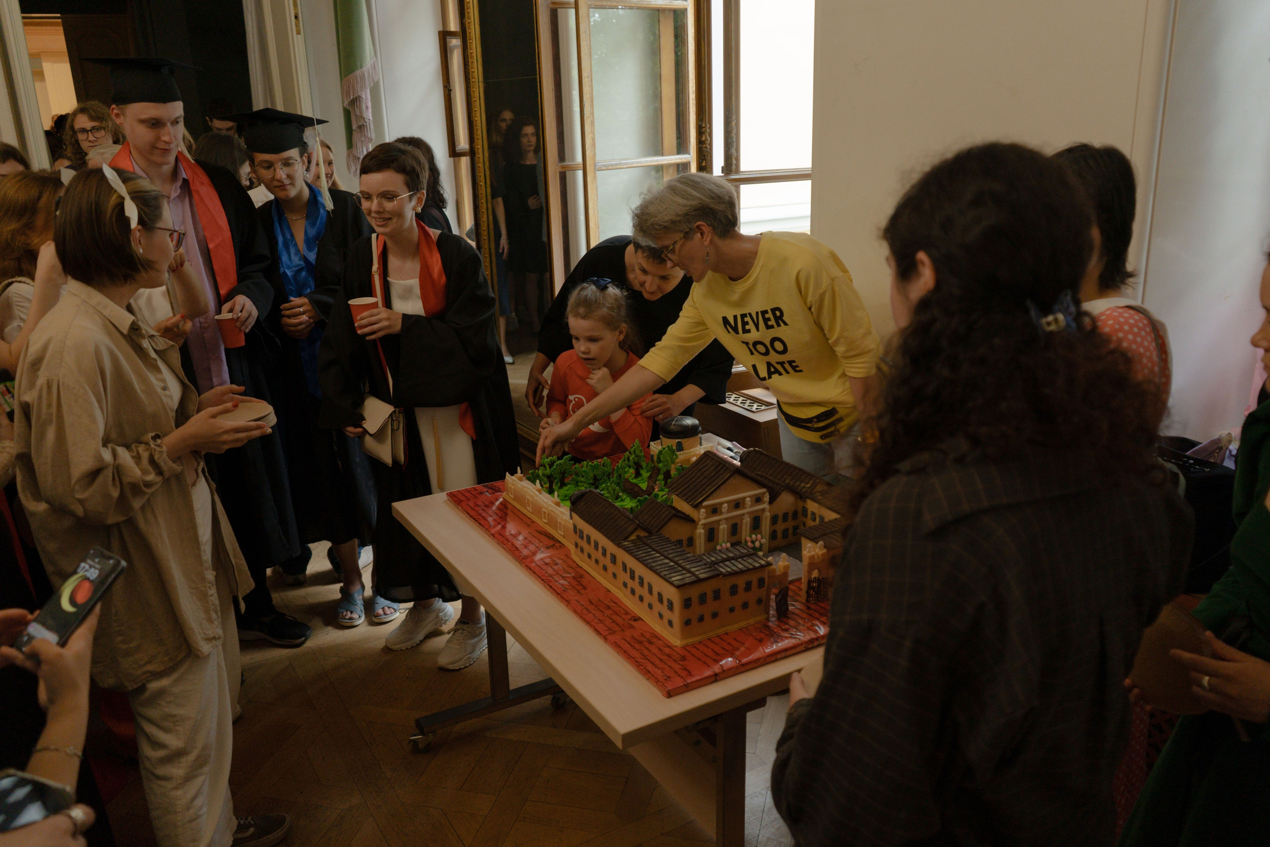 Выпускной Смольный. Юля Мурашова портретный и документальный фотограф