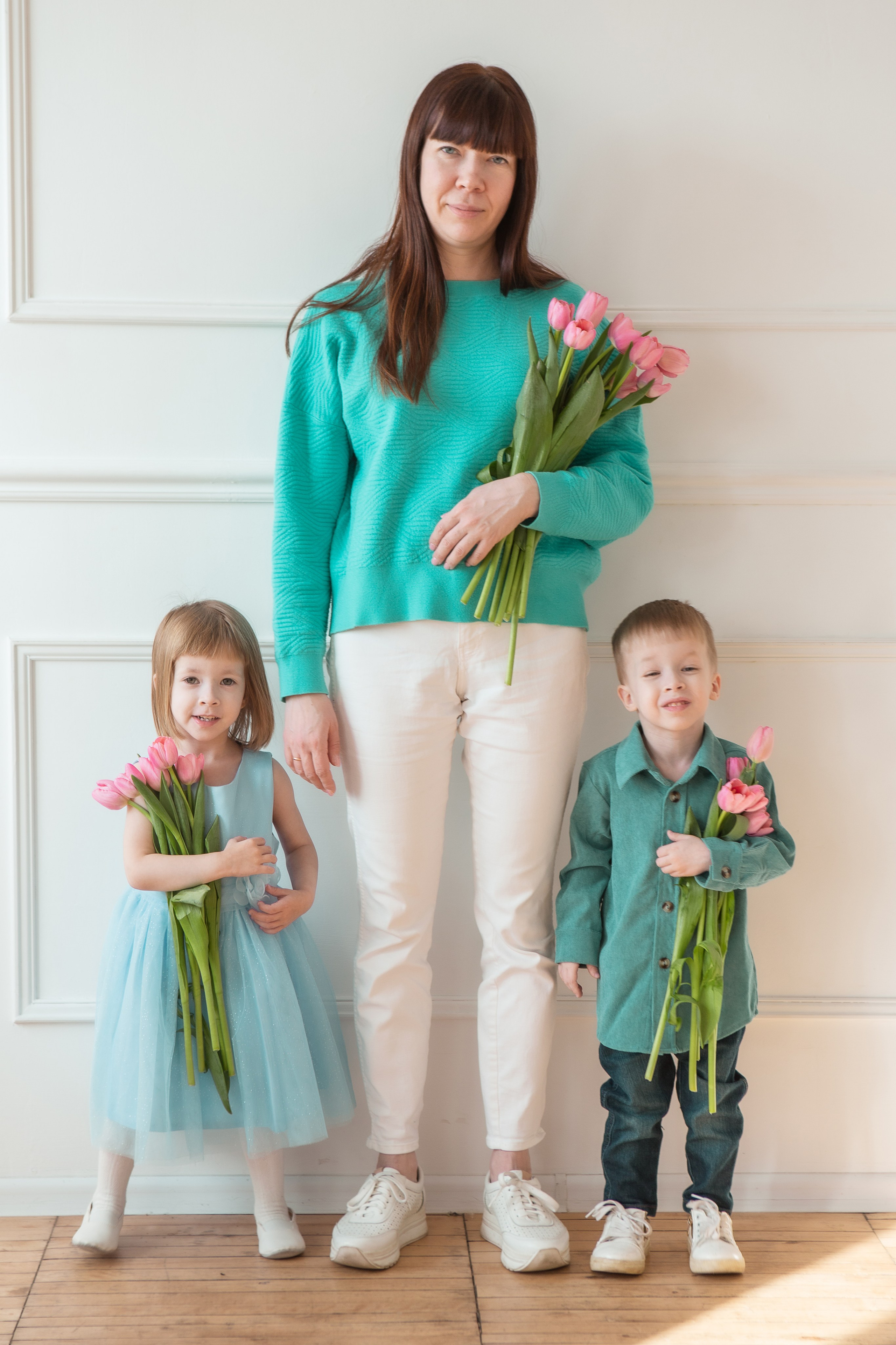 Мама и двойняшки. Фотограф Екатерина Голицына