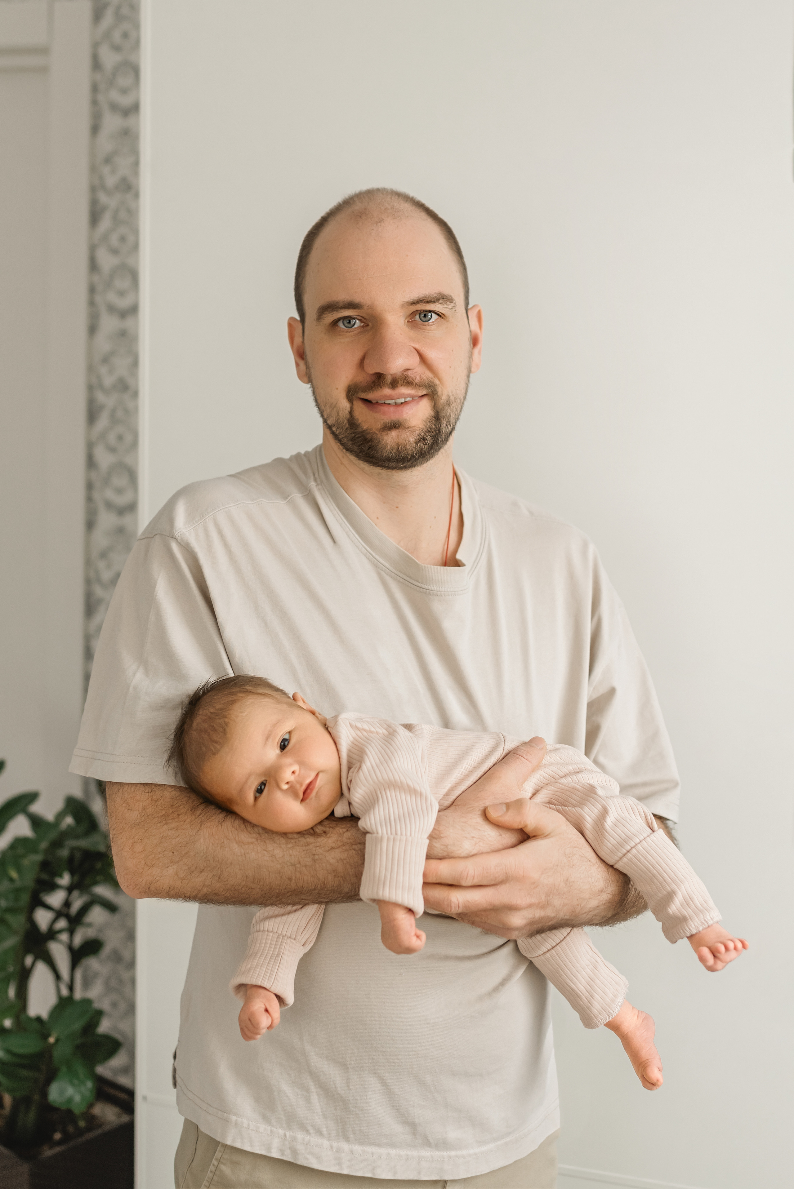 Домашняя съемка новорожденного. Церковный фотограф на Таинство Крещения и Венчания в Оренбурге и Оренбургской области Екатерина Белкина