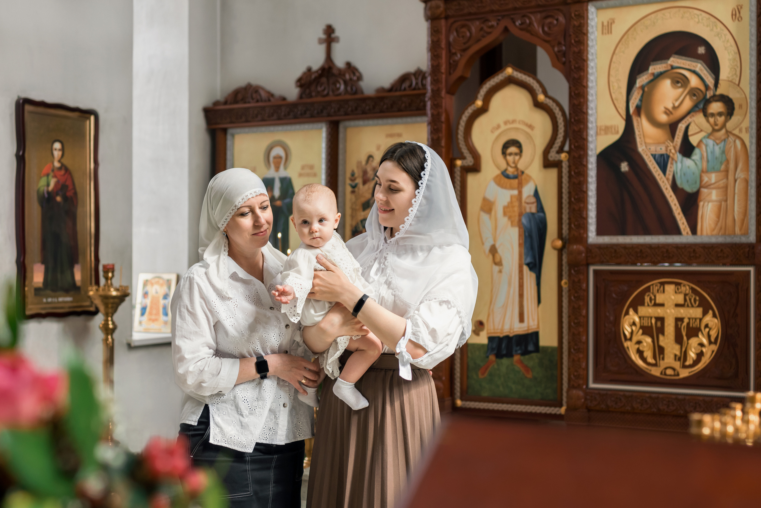 Крещение в храме Архангела Михаила. Церковный фотограф на Таинство Крещения и Венчания в Оренбурге и Оренбургской области Екатерина Белкина