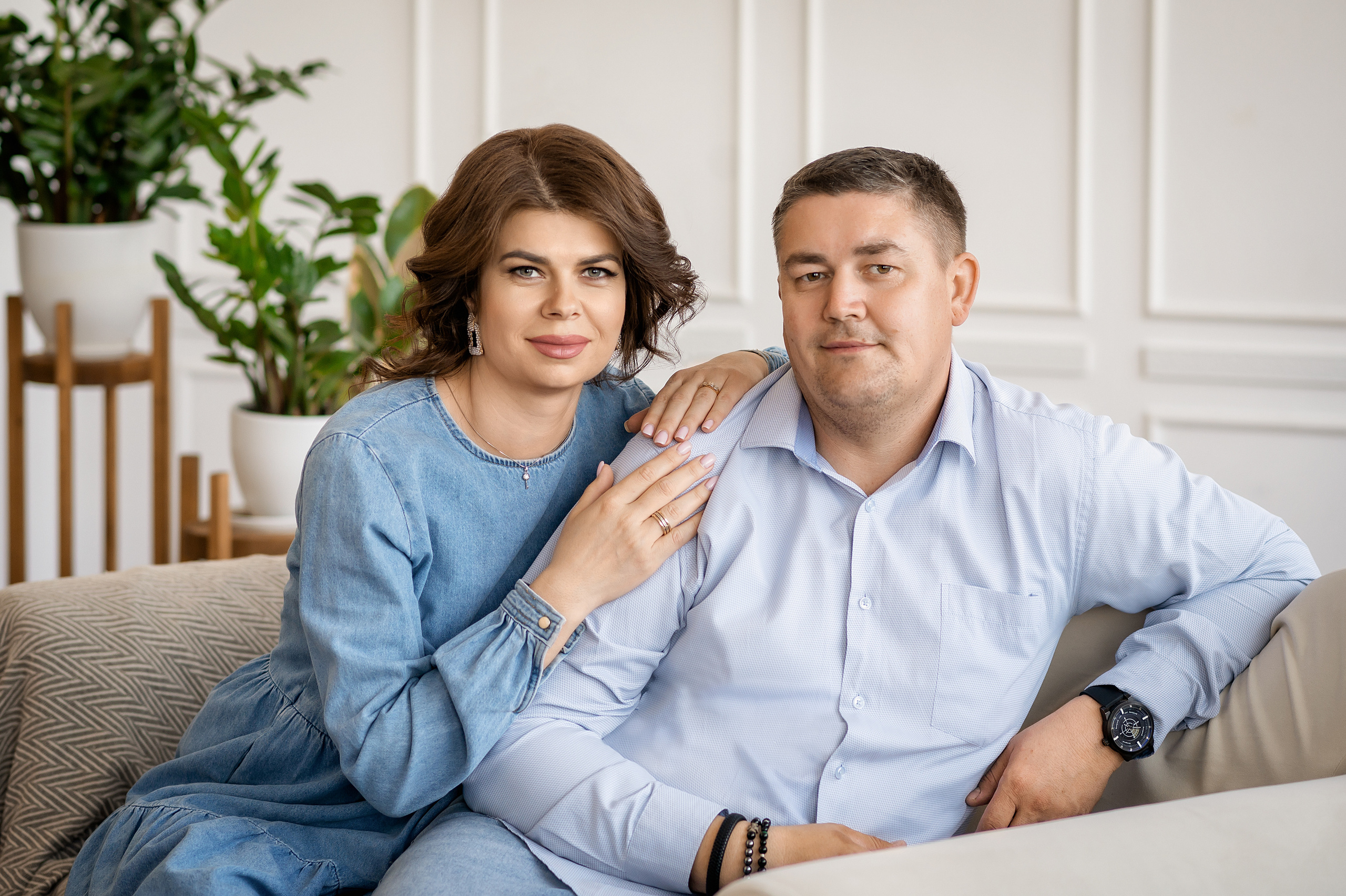 Семейная съёмка в студии. Церковный фотограф на Таинство Крещения и Венчания в Оренбурге и Оренбургской области Екатерина Белкина