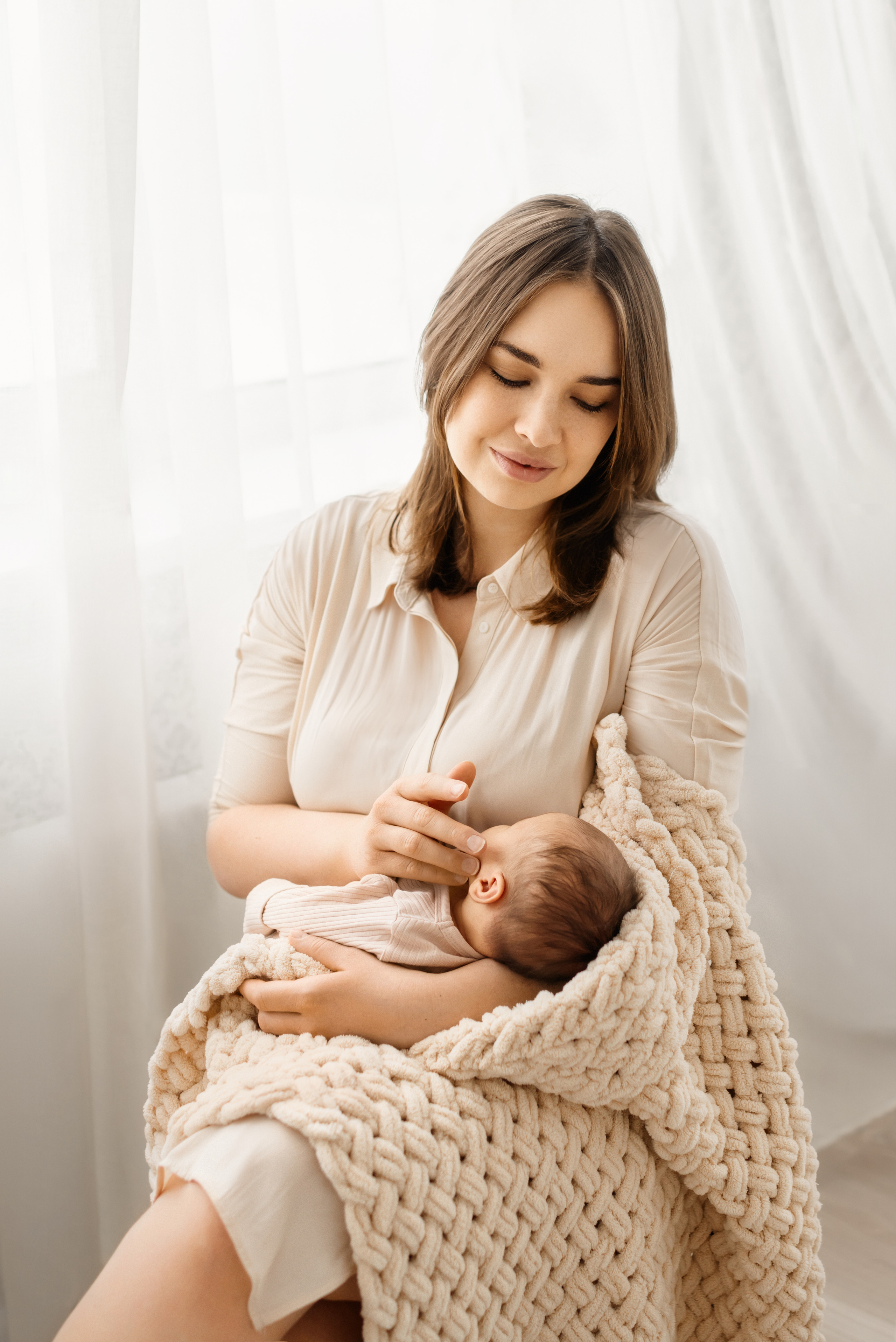 Домашняя съемка новорожденного. Церковный фотограф на Таинство Крещения и Венчания в Оренбурге и Оренбургской области Екатерина Белкина