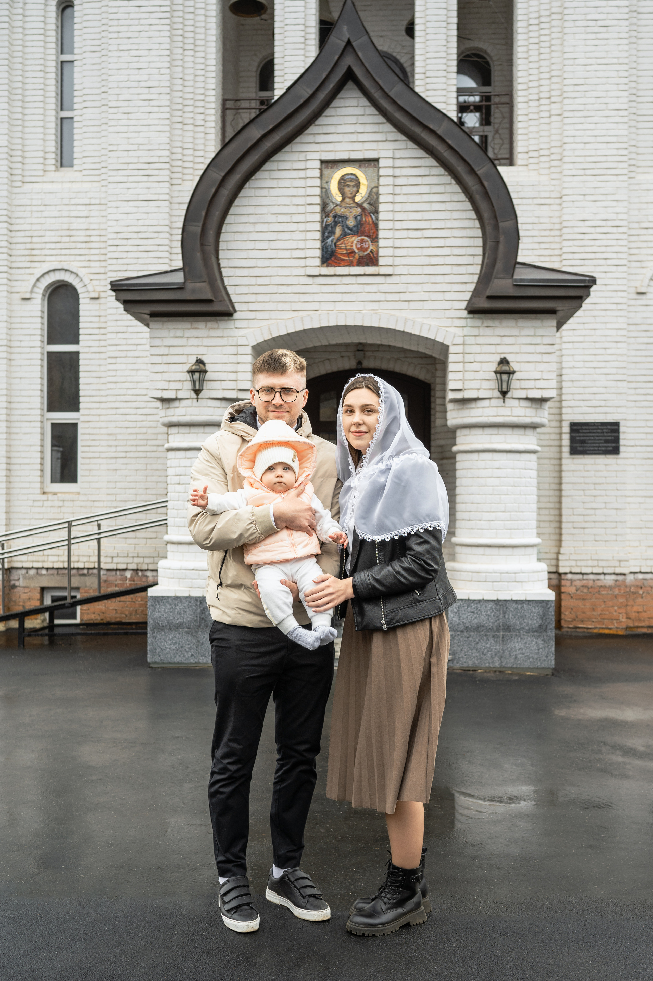 Крещение в храме Архангела Михаила. Церковный фотограф на Таинство Крещения и Венчания в Оренбурге и Оренбургской области Екатерина Белкина