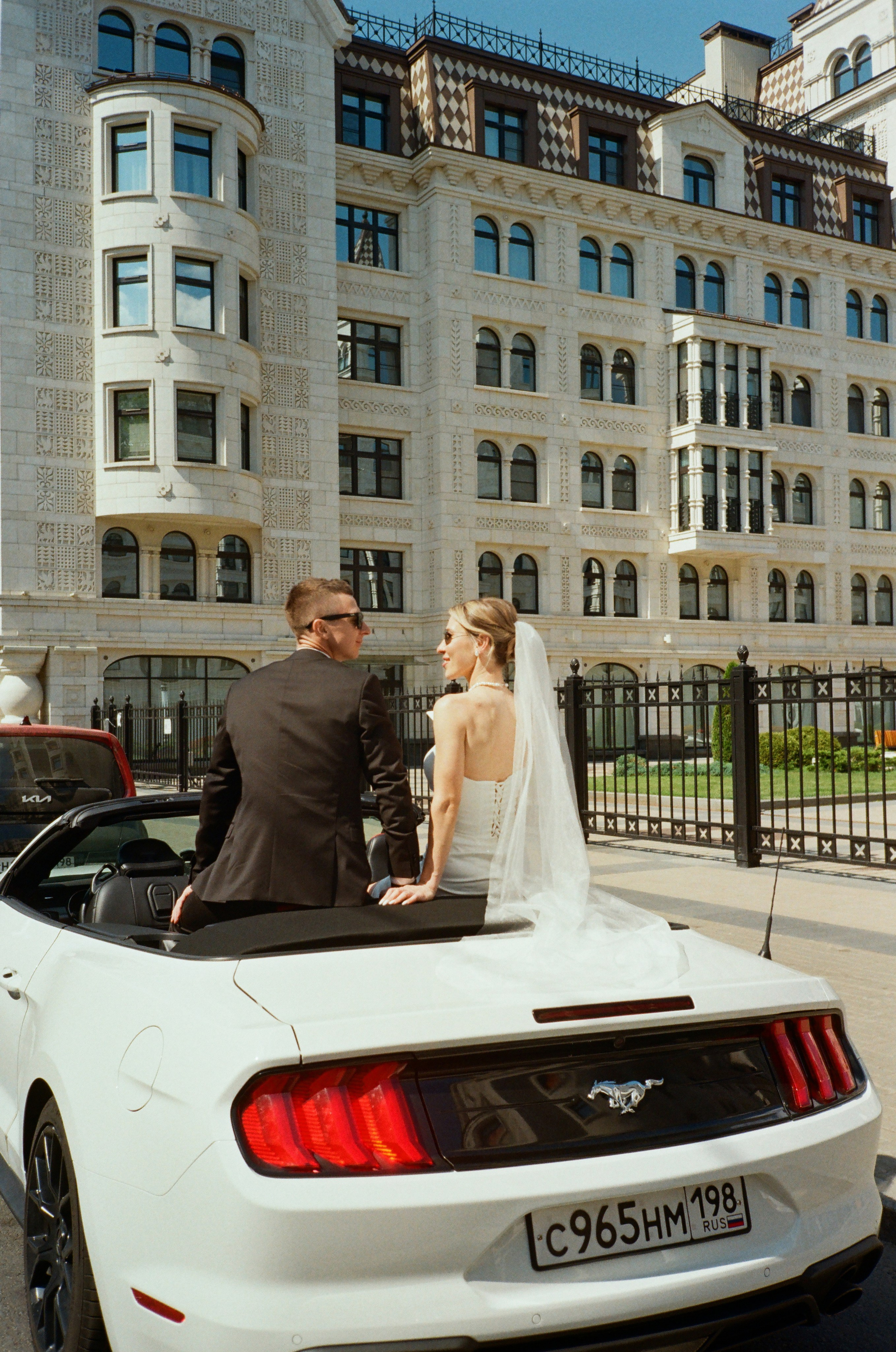 Павел & Алена. Пленка. Сестры Карабаза. Фотографы и ретушеры в Москве и Санкт-Петербурге