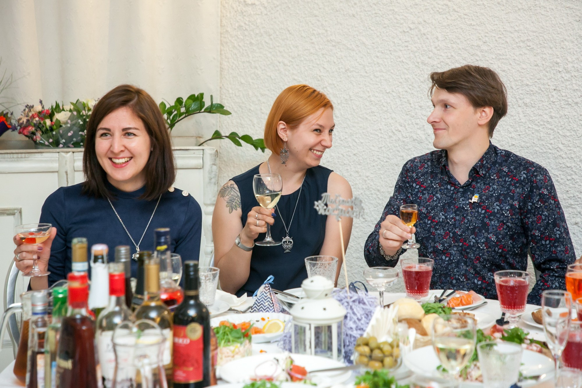 Ты мой космос, свадьба в СПБ. Фотограф крещение венчание в Петербурге! Помогает подобрать храм и посоветовал душевного батюшку в СПб