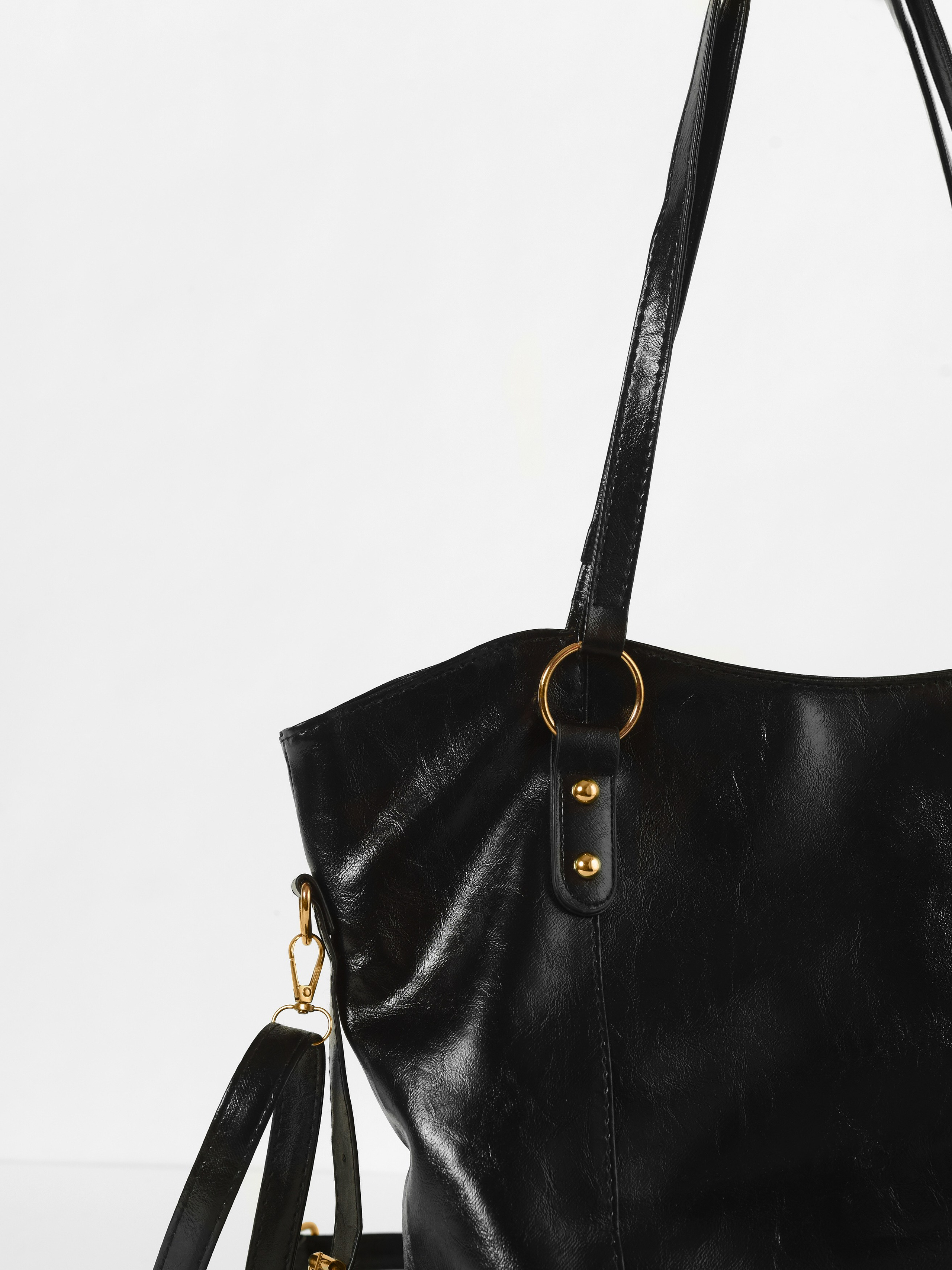 Сумки. Предметный фотограф, инфографика и видео в Санкт-Петербурге