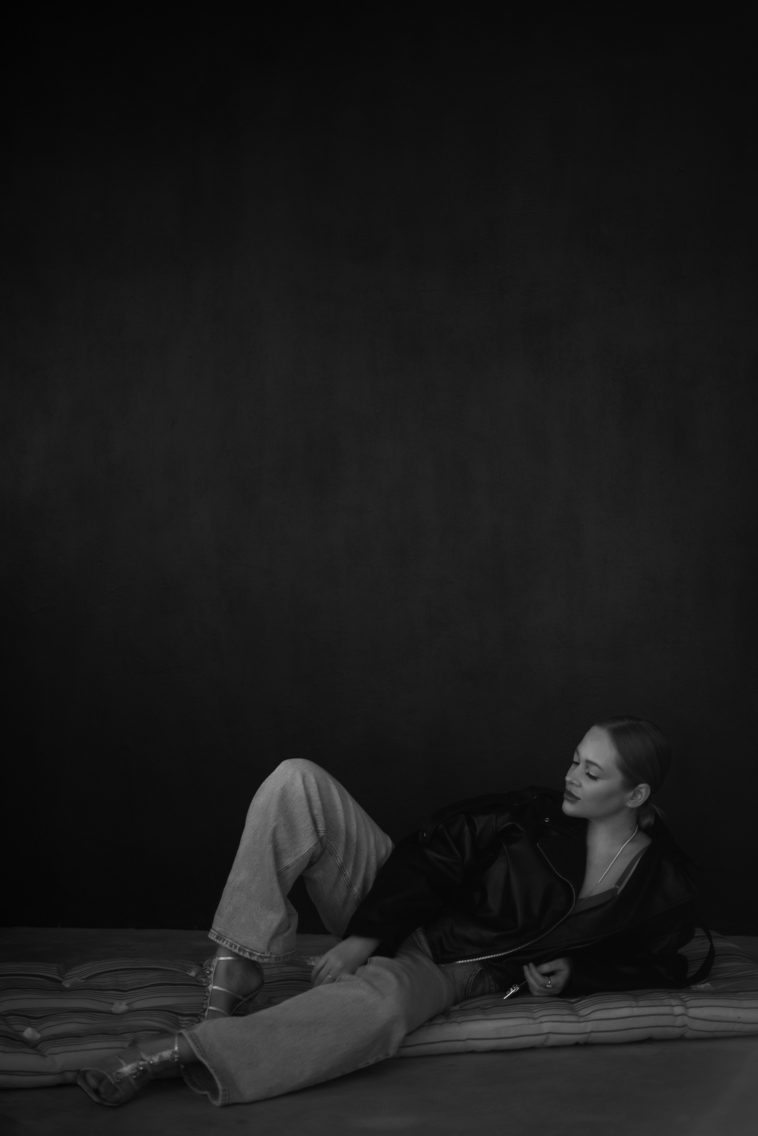 Портретная фотосессия для Елизаветы – элегантность и стиль. Свадебный фотограф в Миассе Татьяна Ружникова