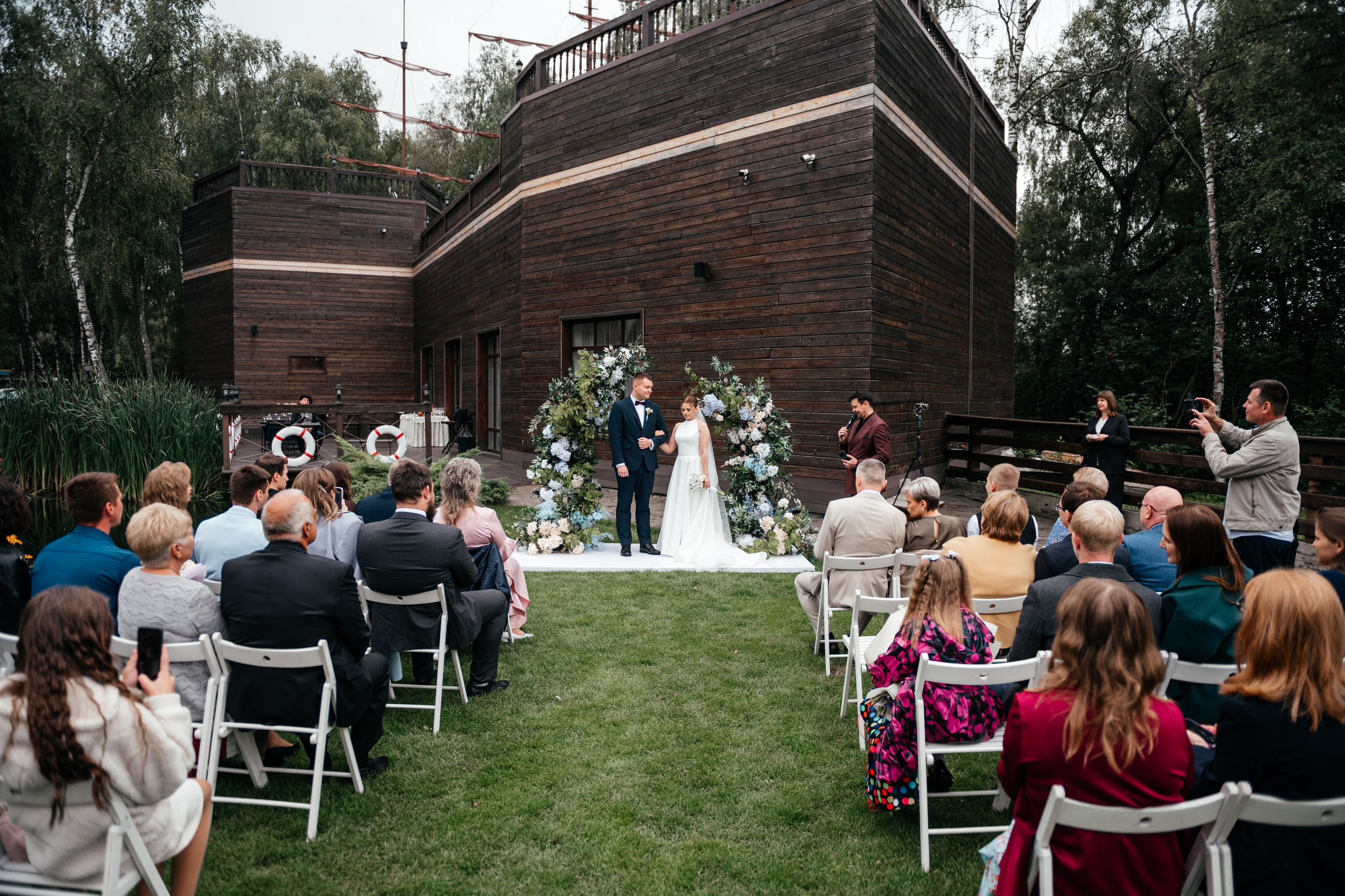 Свадебная фотосессия Ирины и Юрия Домодедово. Свадебный и индивидуальный фотограф Никита Роут | Москва