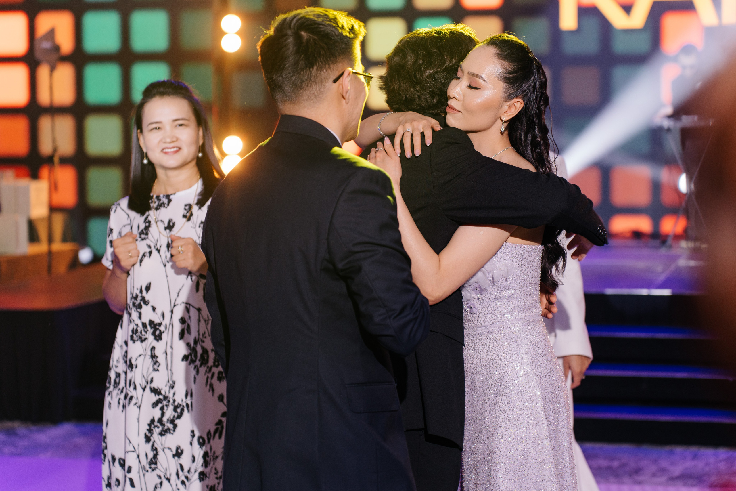 Ay-Dana Uzatu. ___________________________________________________