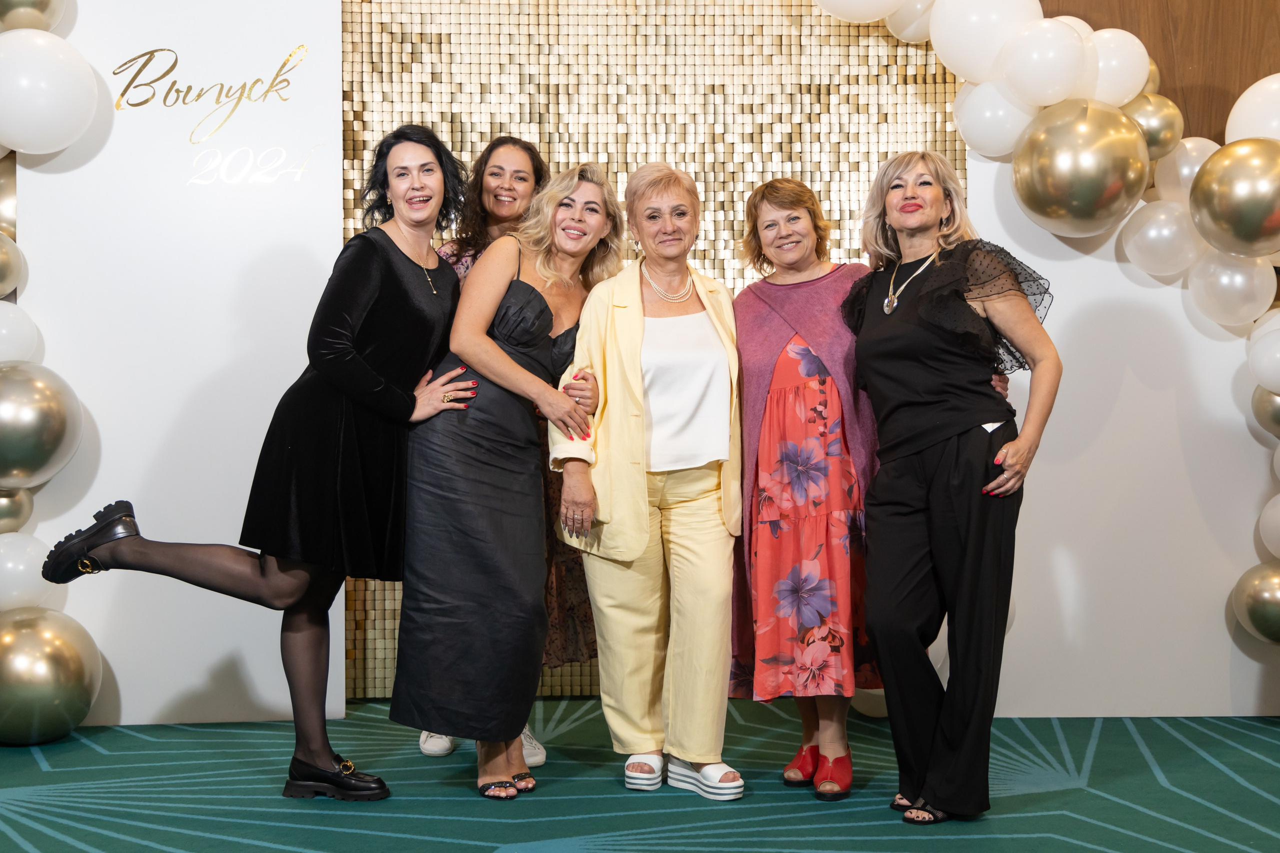 Radisson Blu выпускной 2024. Фотограф свадебный, репортажный, индивидуальный, фото для маркетплейсов, брендов, автосалонов