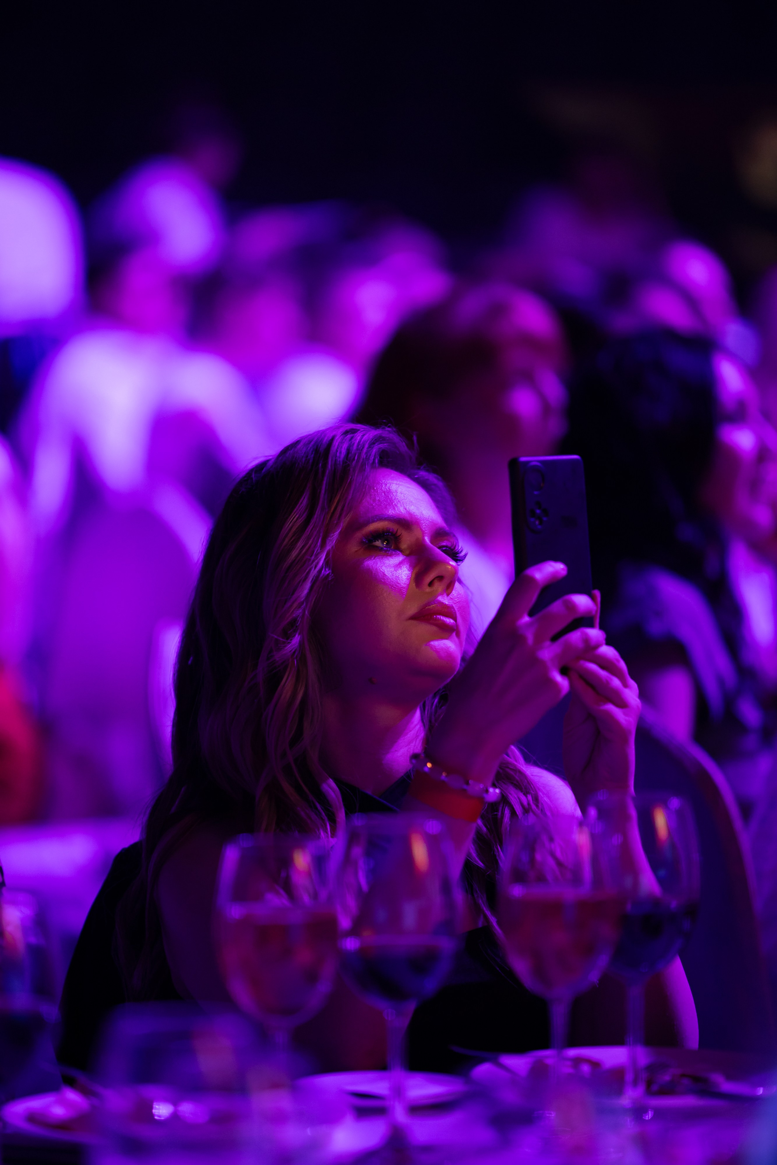 Оптик центр 25 лет. Фотограф свадебный, репортажный, индивидуальный, фото для маркетплейсов, брендов, автосалонов