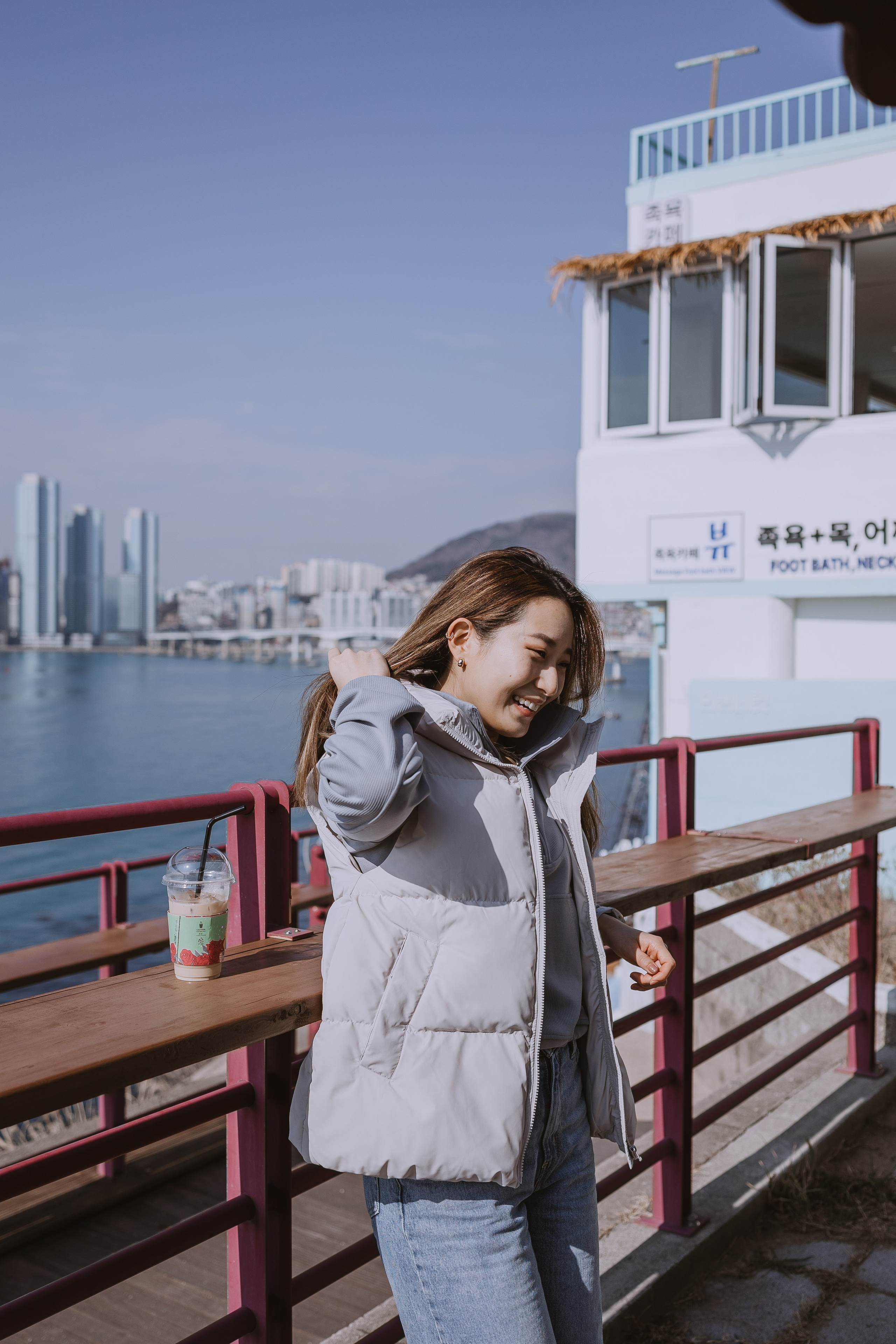 A fun photo walk through the sights of Busan. Your photographer in Busan (South Korea) Aleksandra Anufriy