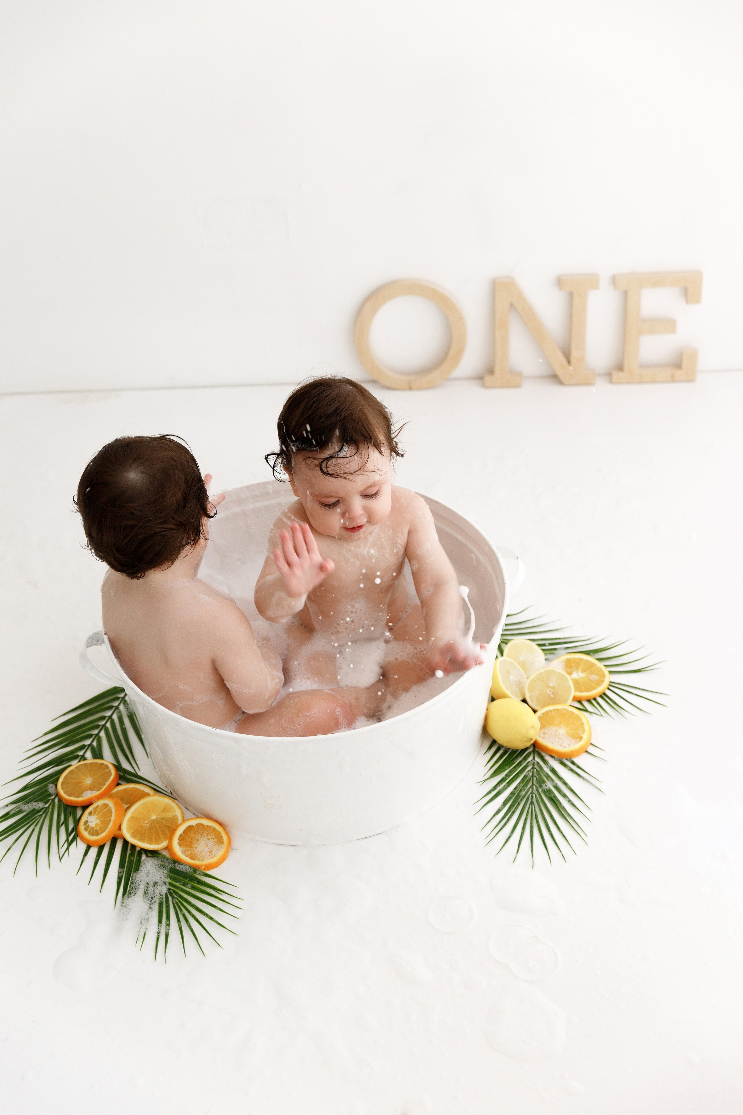 Близнецы Артём и Артур. Фотограф новорожденных Славянск-на-Кубани Куцевольская Екатерина