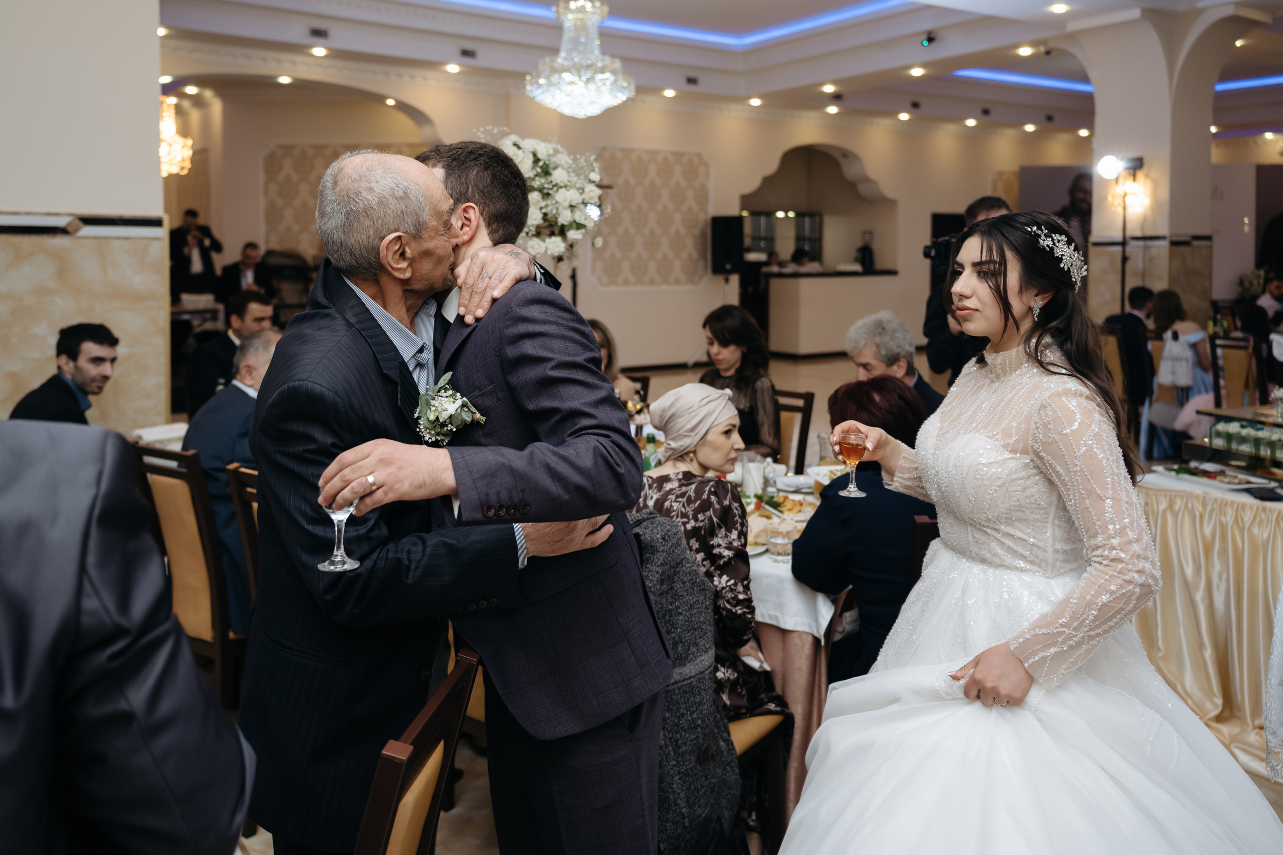 Арман и Ина. Свадебный фотограф Красноярск Вязьминова Мария