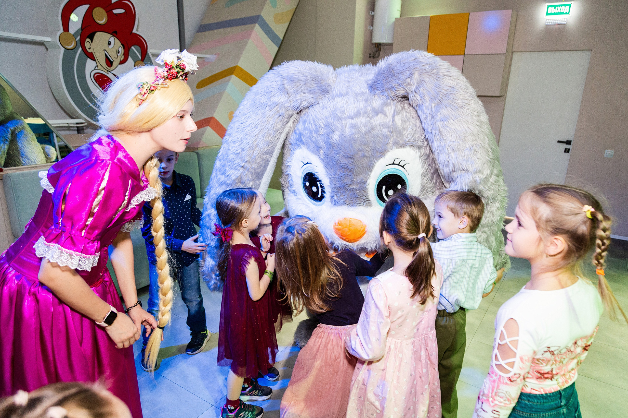 Лиде и Лизе 6 лет. Детский фотограф видеограф в Хабаровске Михаил Орлов