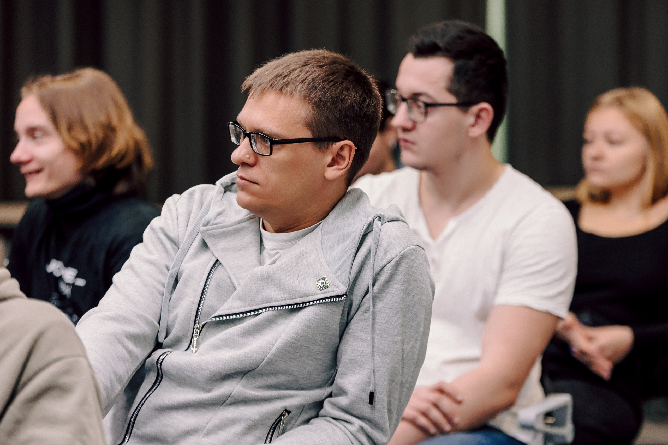 СКБ Контур — Форум будущего — Деловая программа. Лёшка Варзегов — фотограф