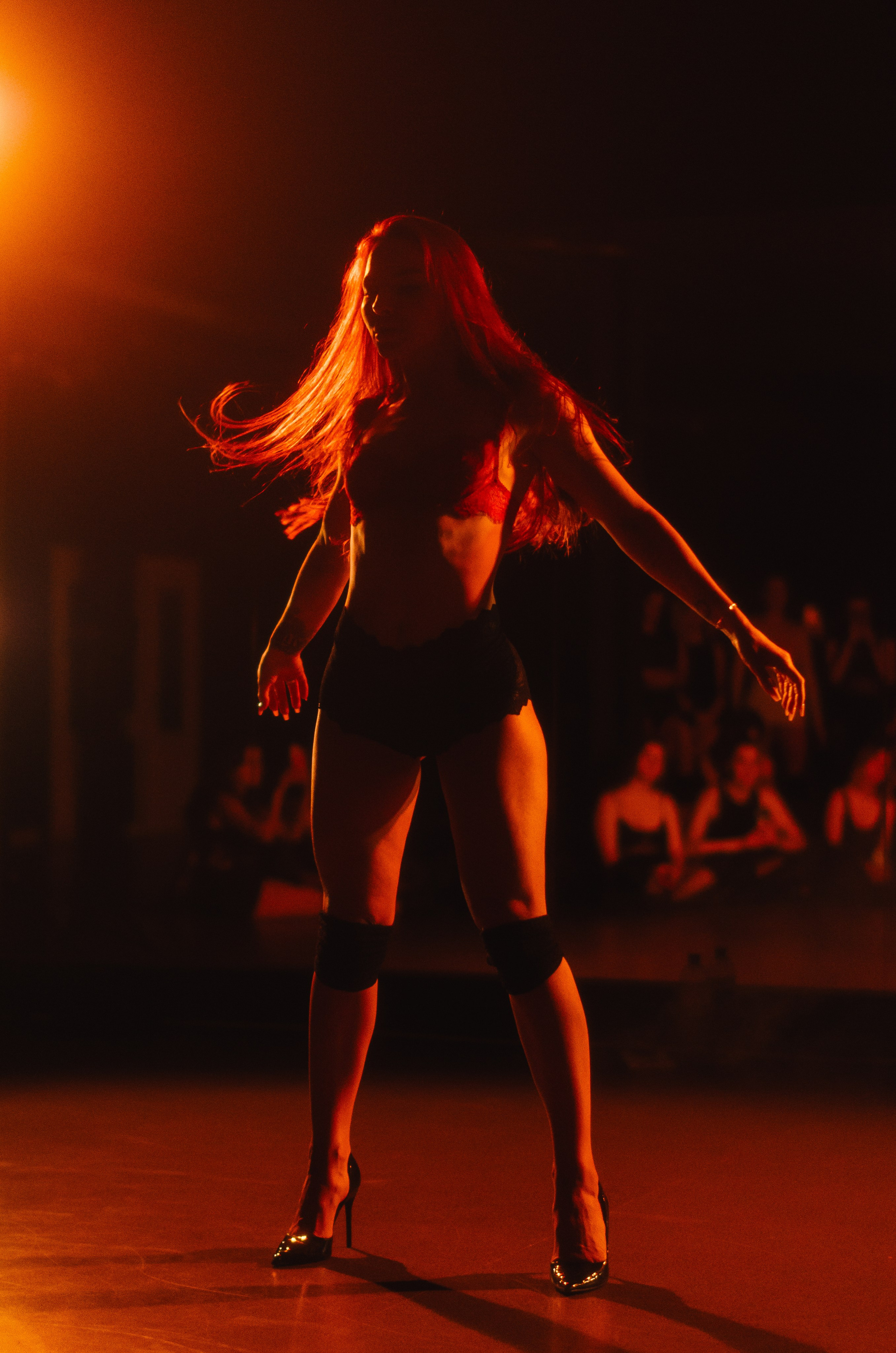 Мастер-классы по High Heels/Girly hip-hop от Оксаны ATTA. Денисова Аля — фотограф для парных съемок и индивидуальных историй в Барнауле