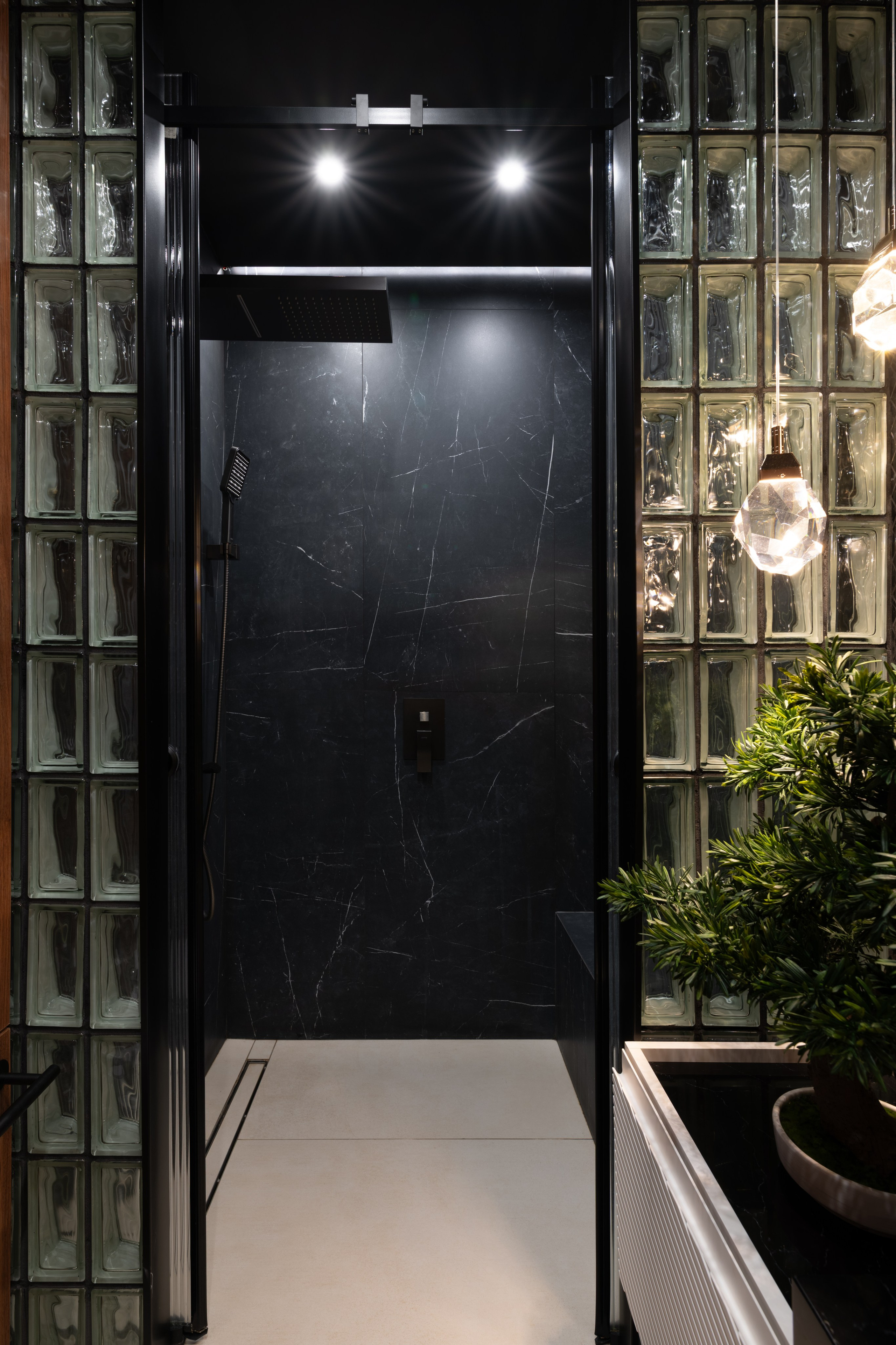 ЖК «Солнечный Квартал», 73 м². Room Design Studio