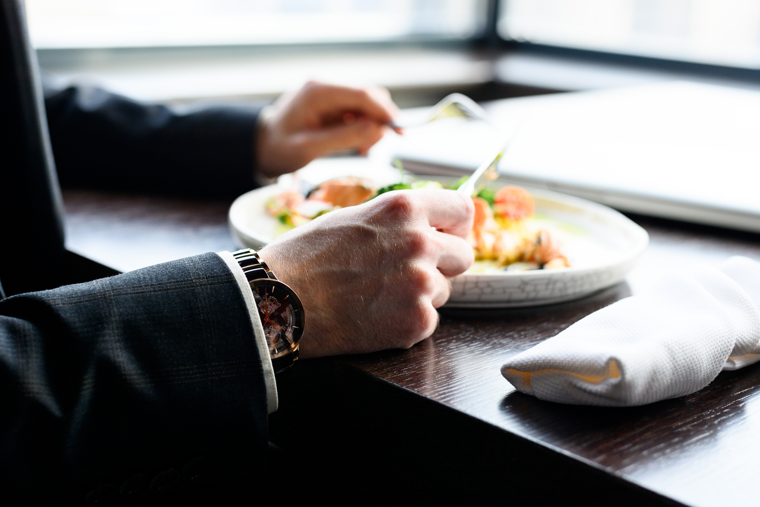 Бизнес завтрак. Свадебный и семейный фотограф Максим Сорокин