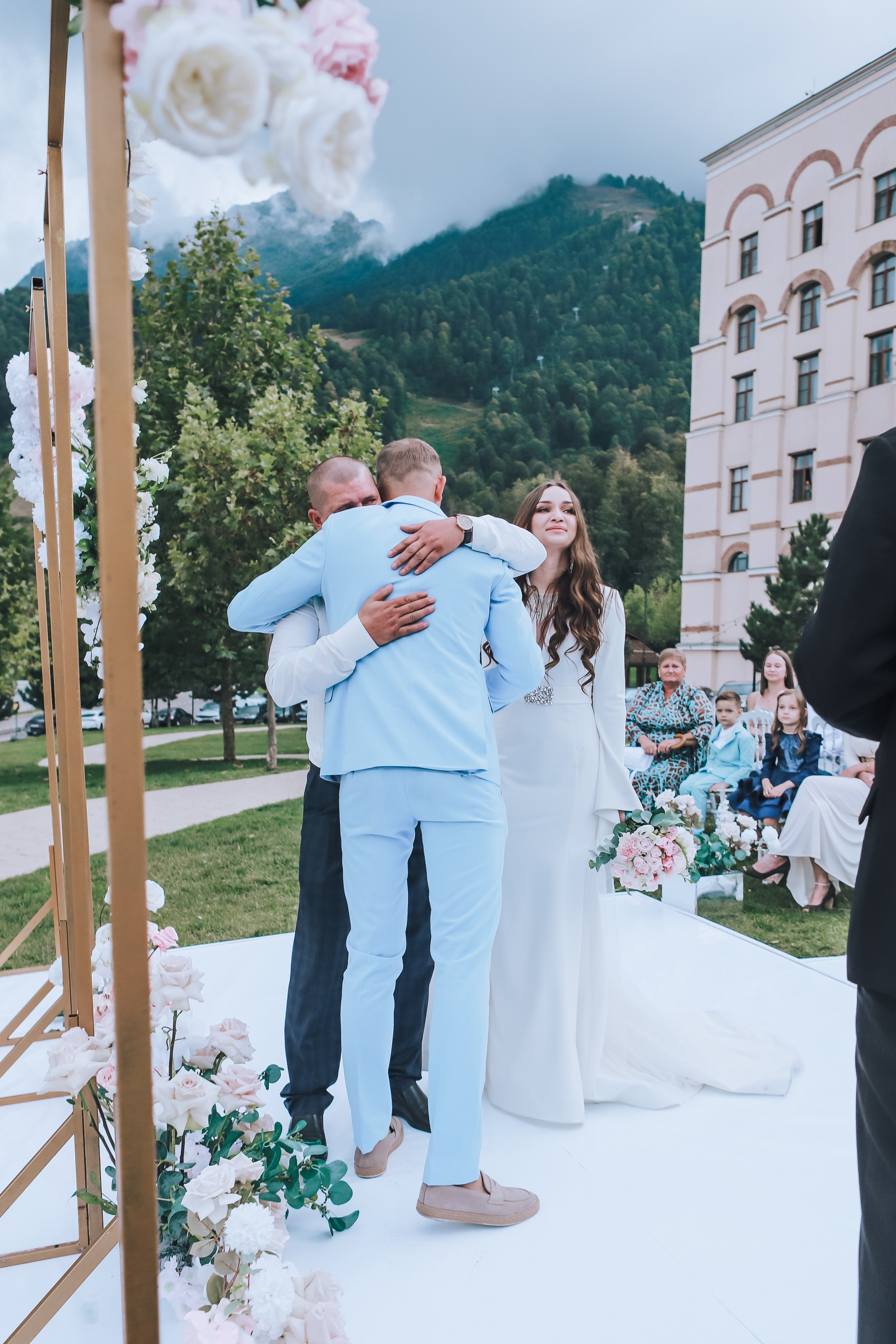 Любовь в горах. Свадебный фотограф Волгоград, Волжский