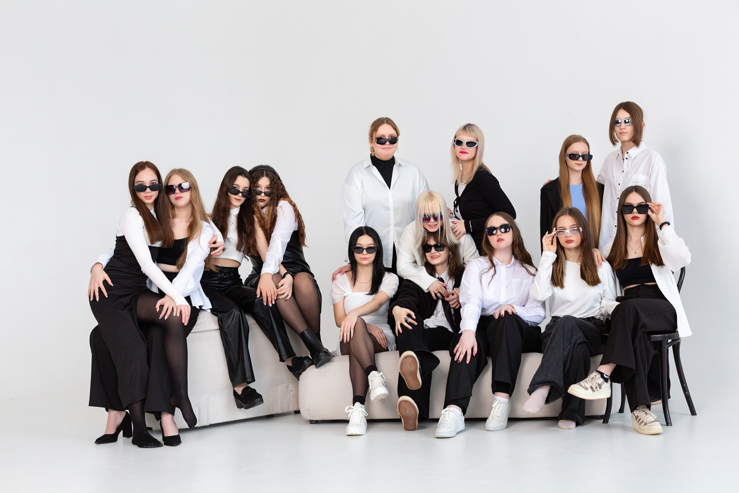 Фотоальбомы СТАРШЕКЛАССНИКИ. Студия «Фокус» детская фотография Ольги Поповой г. Бийск