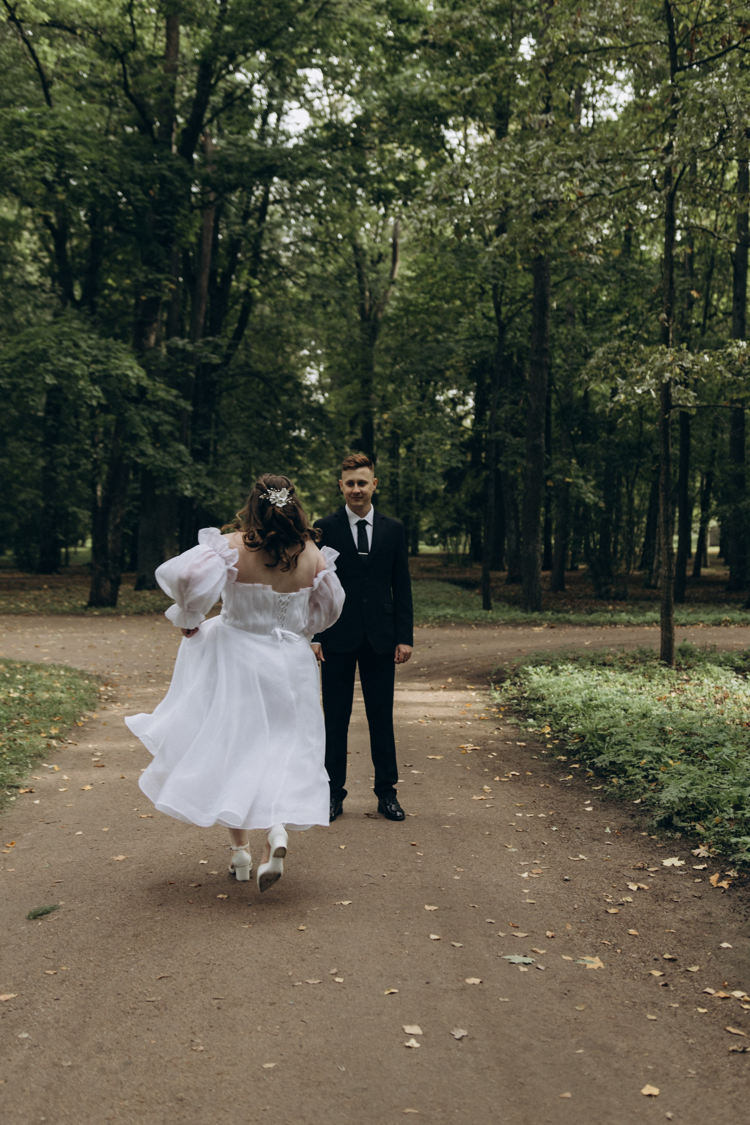 свадебная фотопрогулка в парке спб