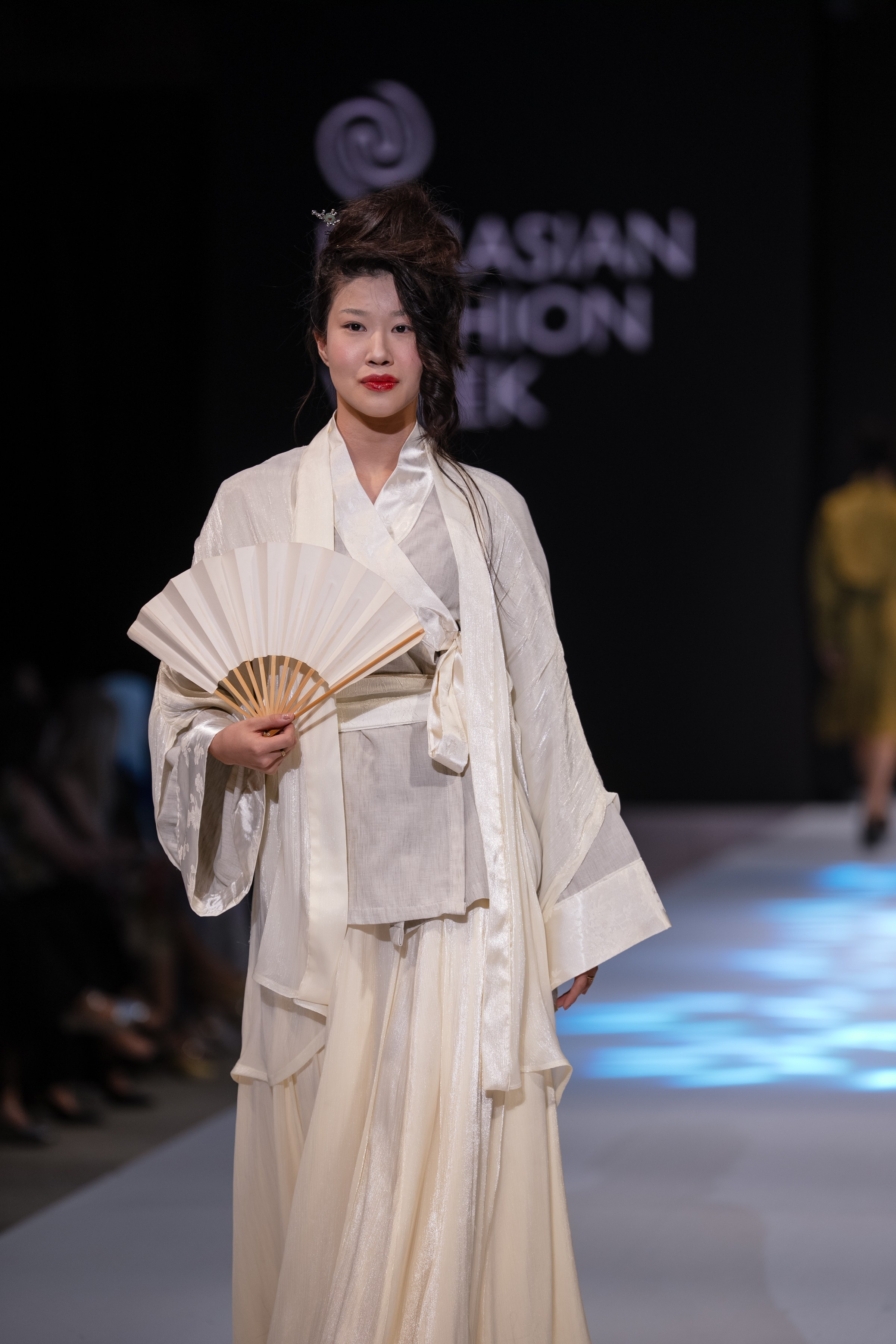 EURASIAN FASHION WEEK Eren. Сайт Алматинского НЮ АРТ, будуар и фэшн фотографа Дениса Карпенко