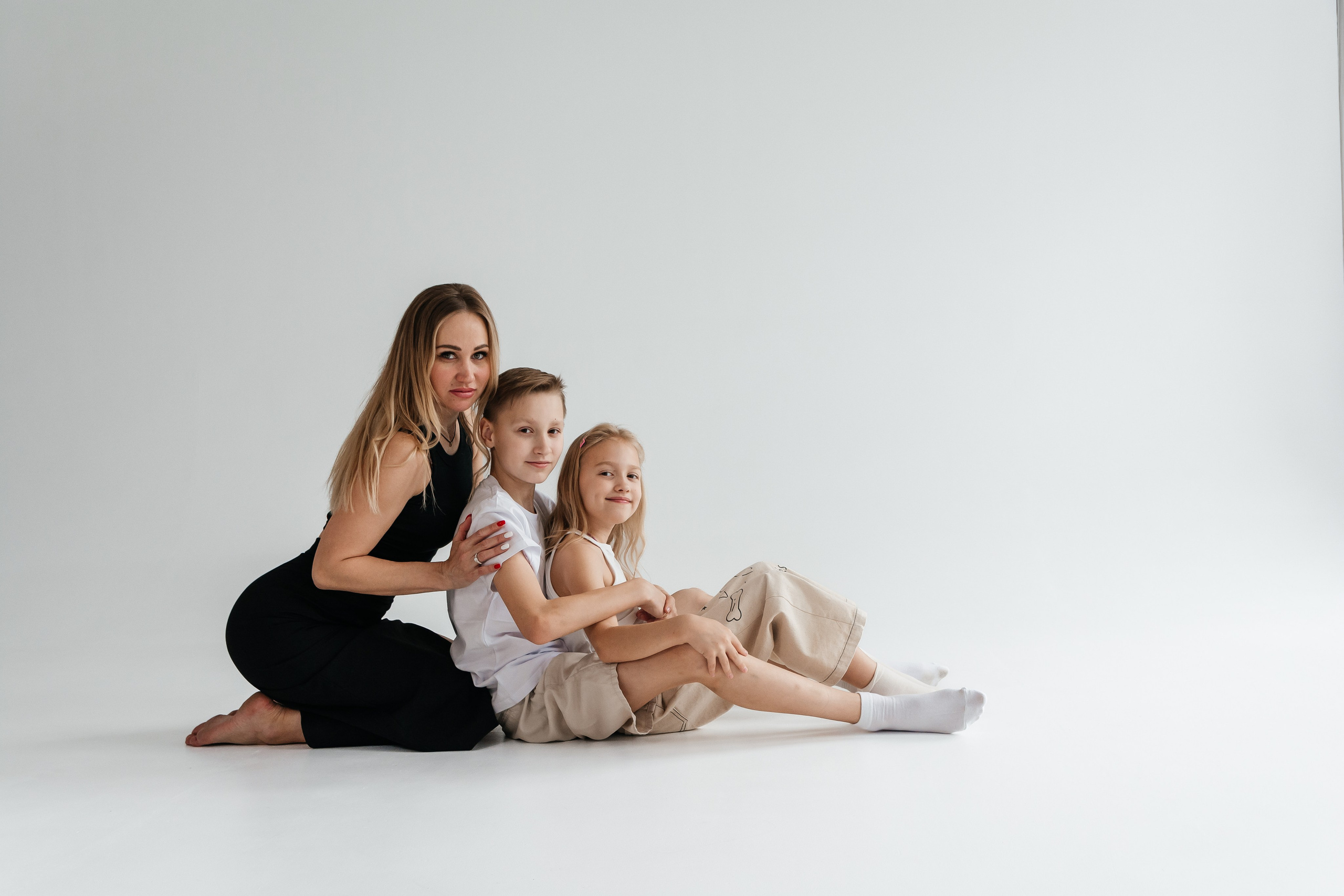 Семейная минималистичная фотосессия. Семейный и детский фотограф Кущ Наташа