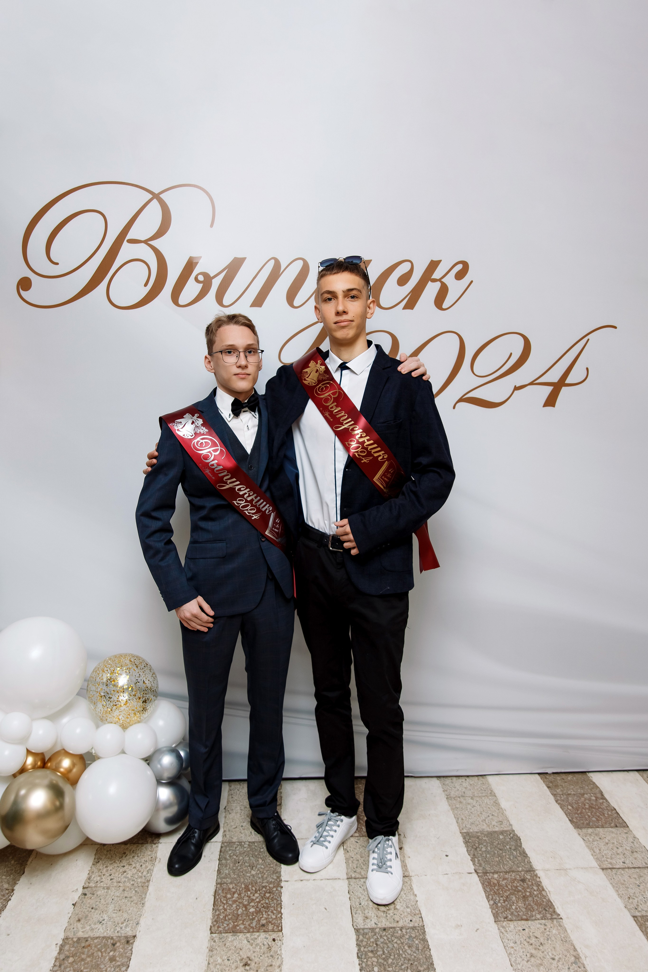 11 класс Последний звонок. Фотограф Любовь Корниенко, Примоский край